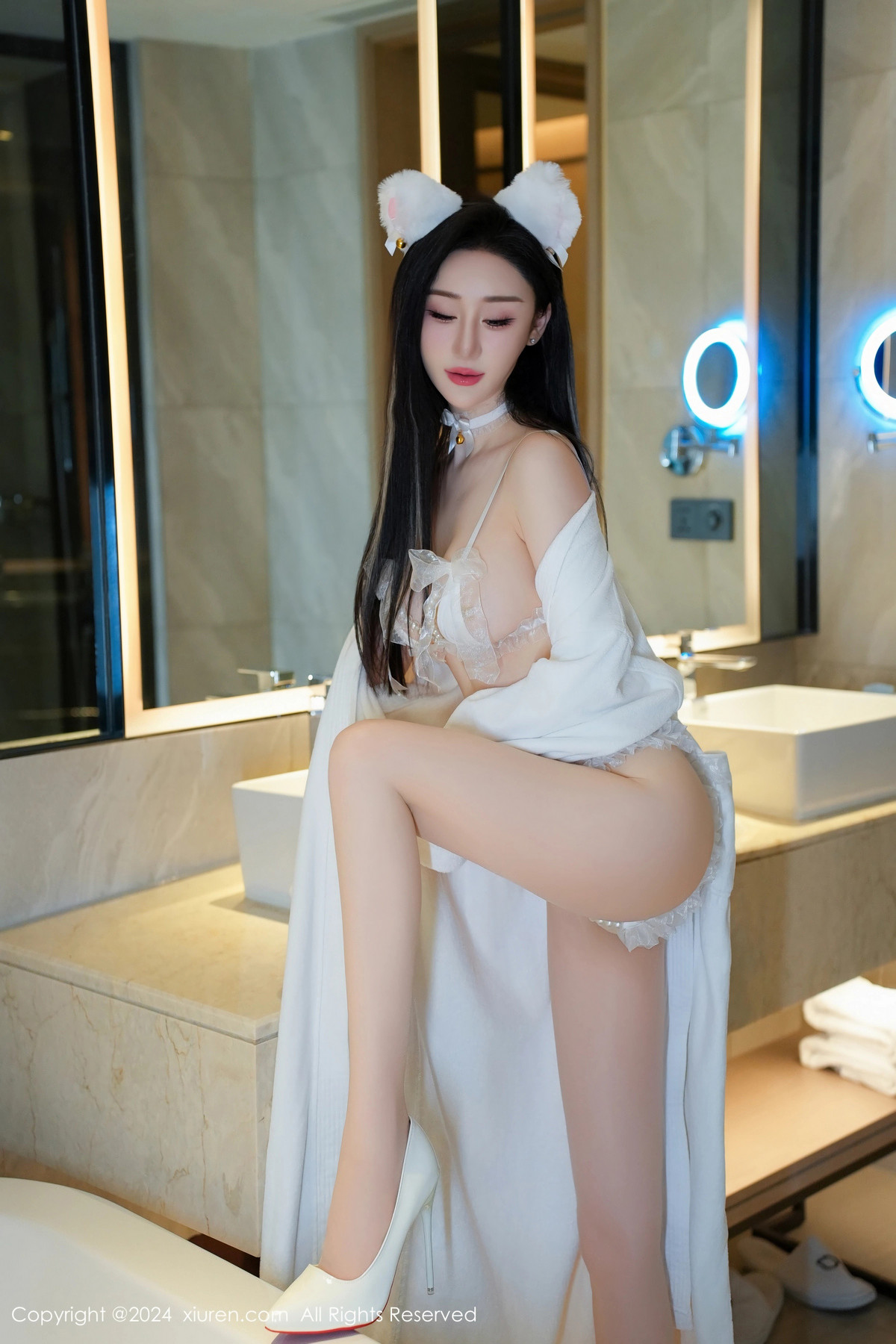 [XiuRen秀人网]第8679期田兮白写真 [124P]-086