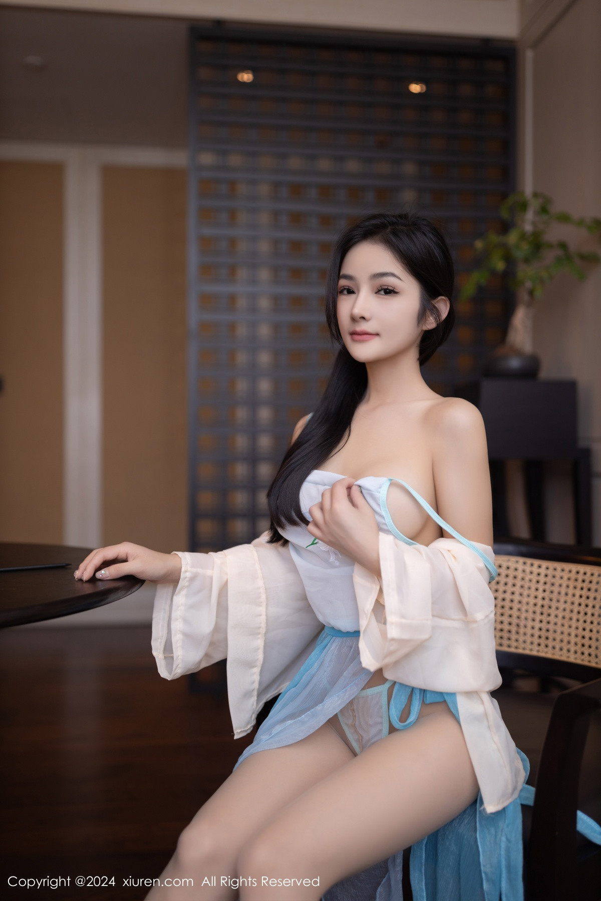 [XiuRen秀人网]第8691期谭小灵写真 [80P]-006