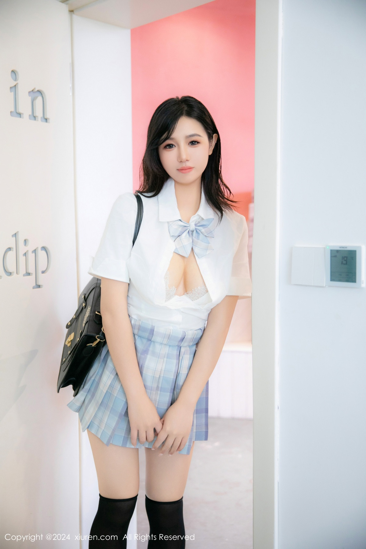 [XiuRen秀人网]第8759期金小依写真 [90P]-021