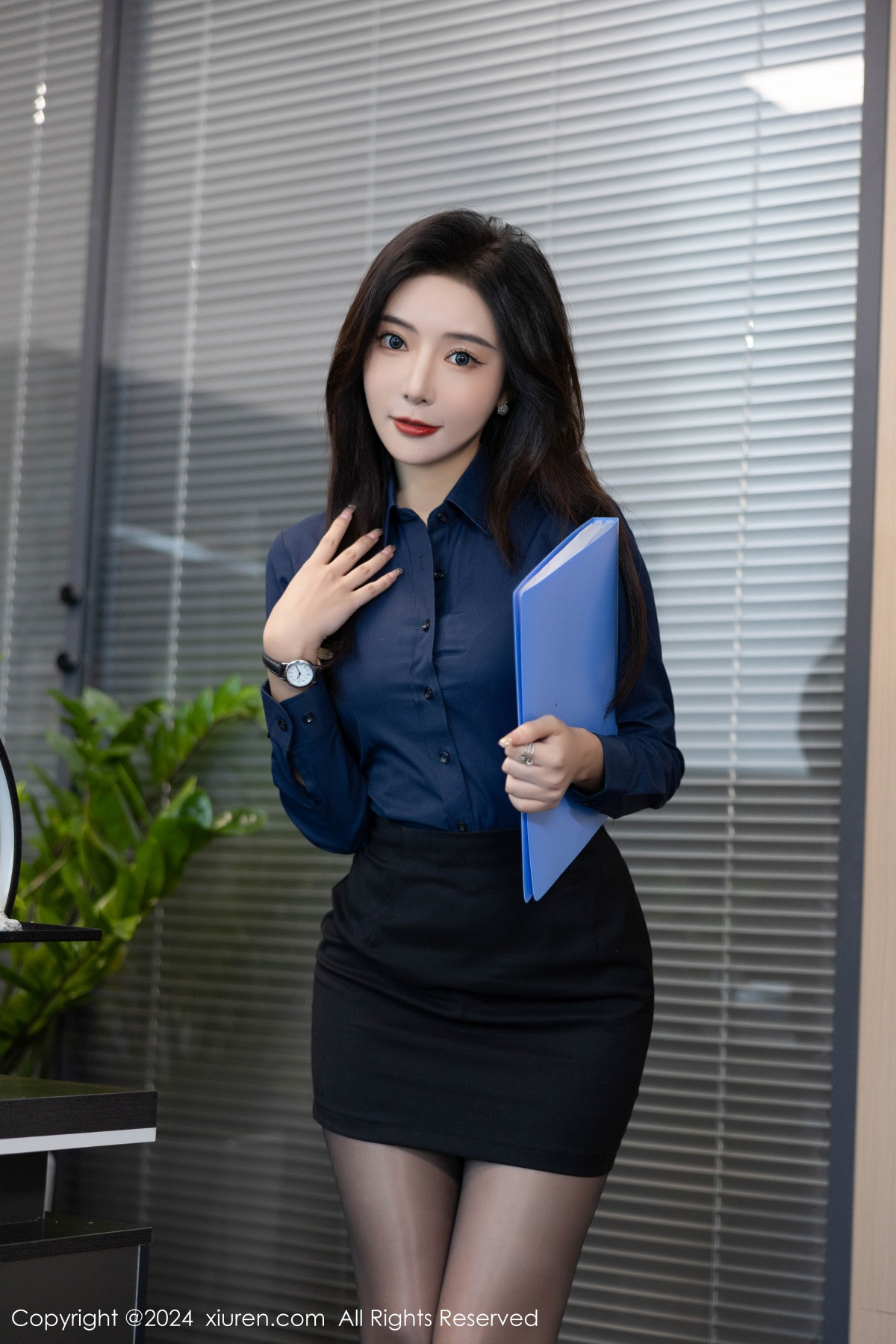[XiuRen秀人网]第8760期王馨瑶写真 [88P]-001
