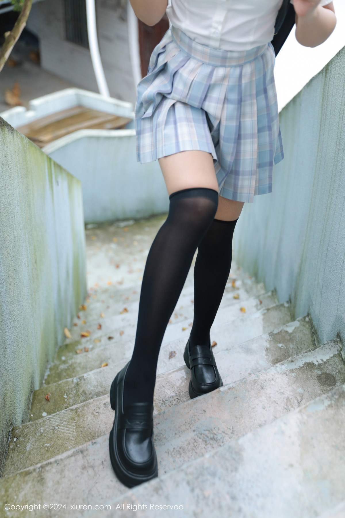 [XiuRen秀人网]第8759期金小依写真 [90P]-003