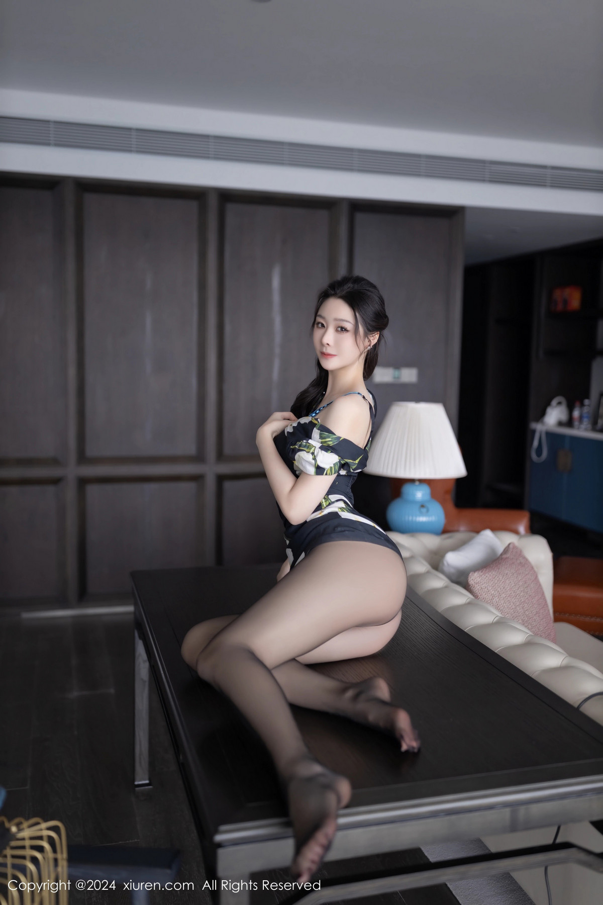 [XiuRen秀人网]第8768期小逗逗写真 [80P]-025