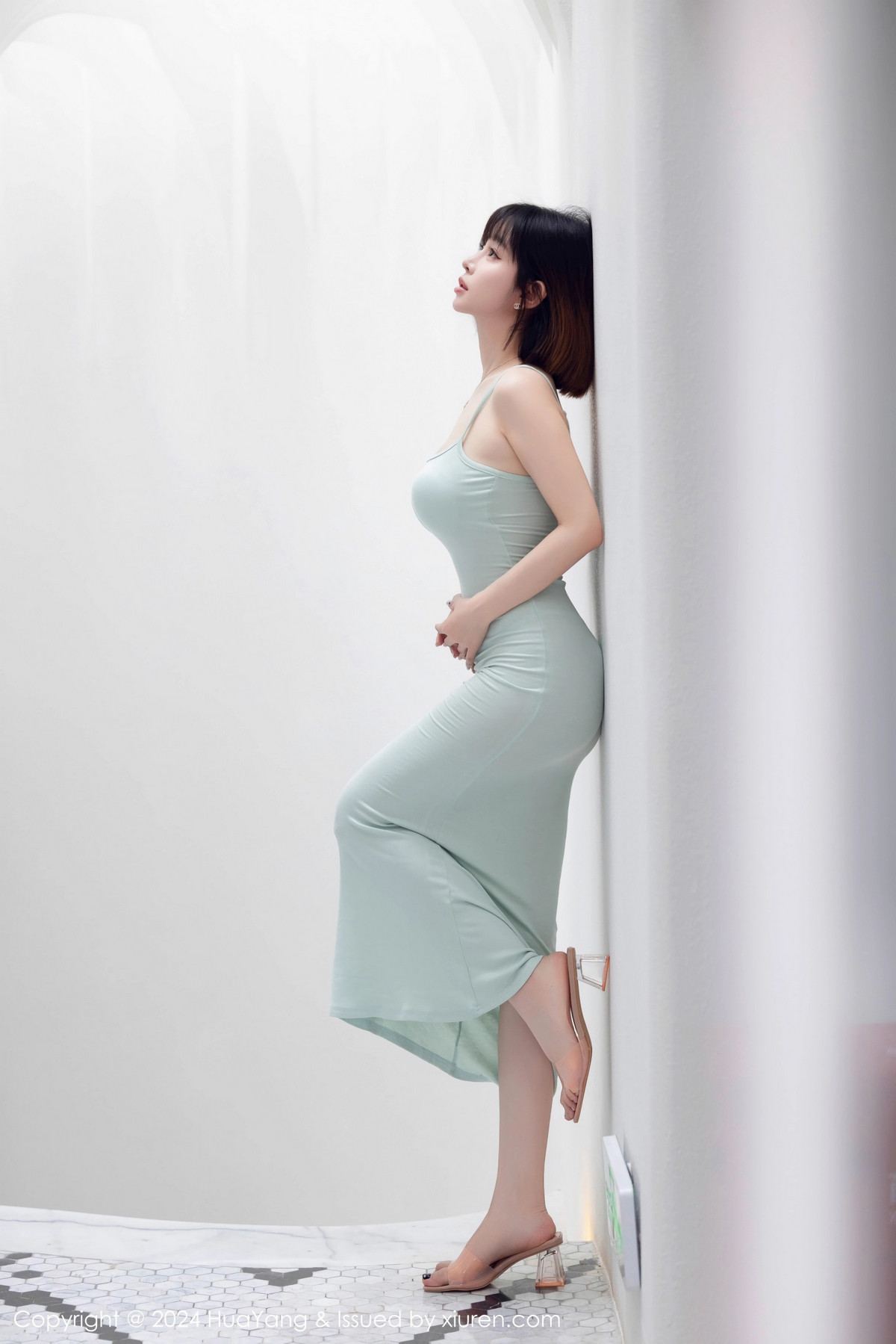 [HuaYang花漾]第586期王雨纯写真 [94P]-003