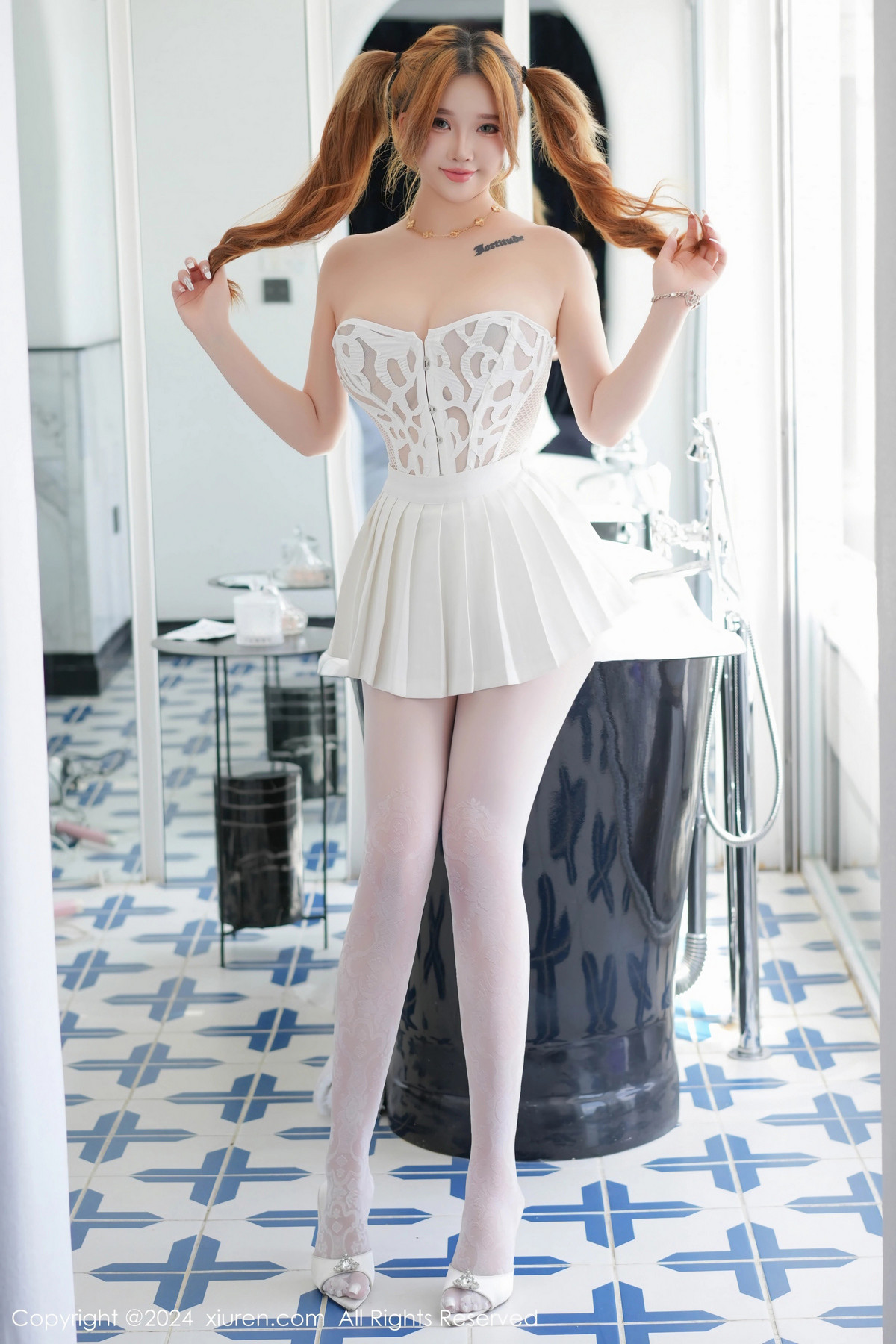 [XiuRen秀人网]第8771期小海臀写真 [60P]-006