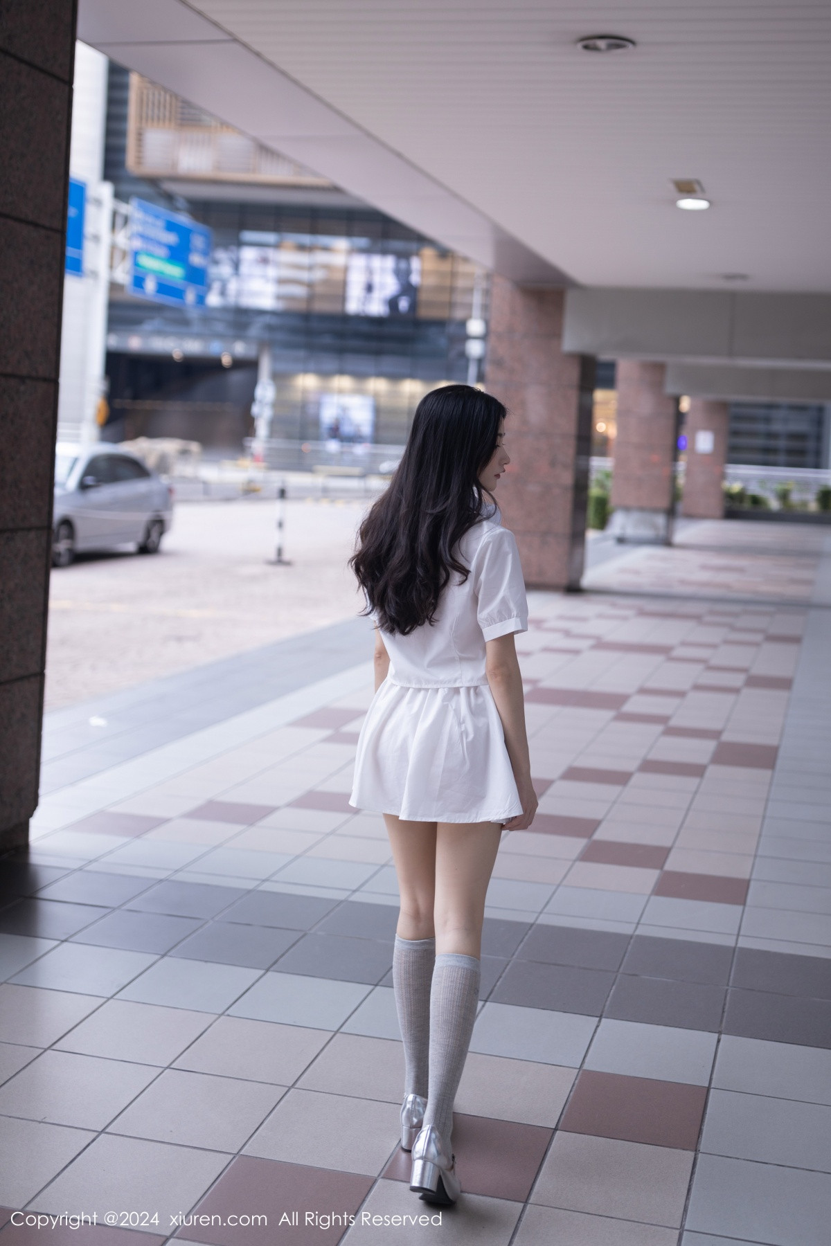 [XiuRen秀人网]第8793期鱼尾写真 [80P]-002