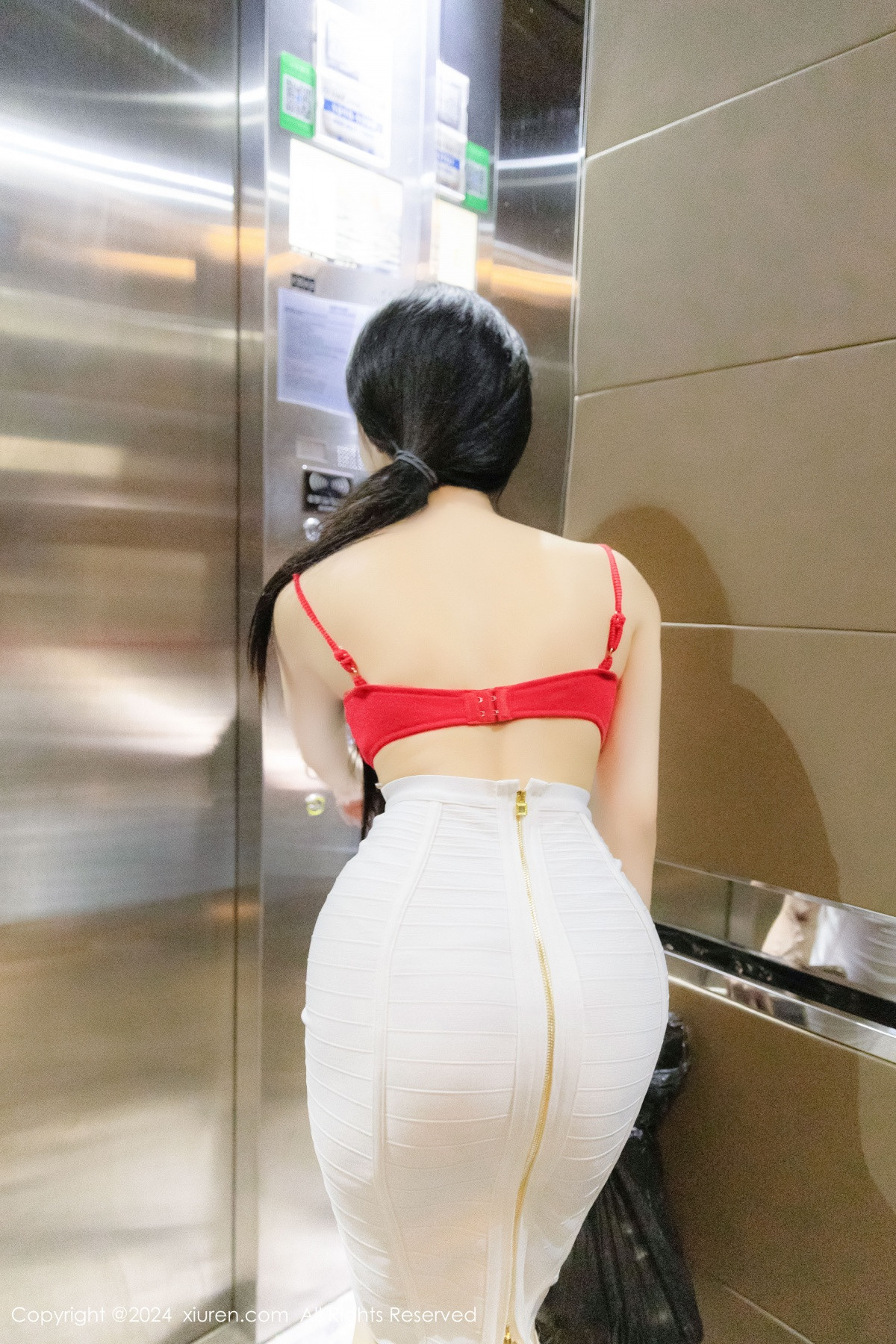 [XiuRen秀人网]第8794期龙雪儿写真 [51P]-012