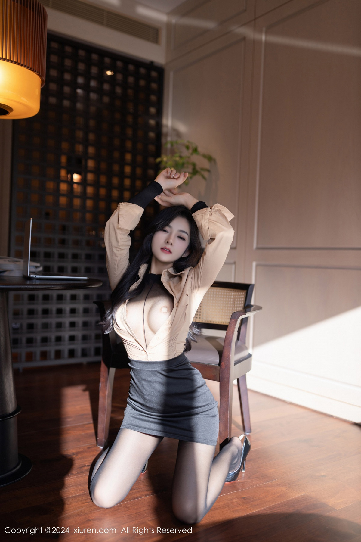 [XiuRen秀人网]第8835期谭小灵写真 [80P]-010