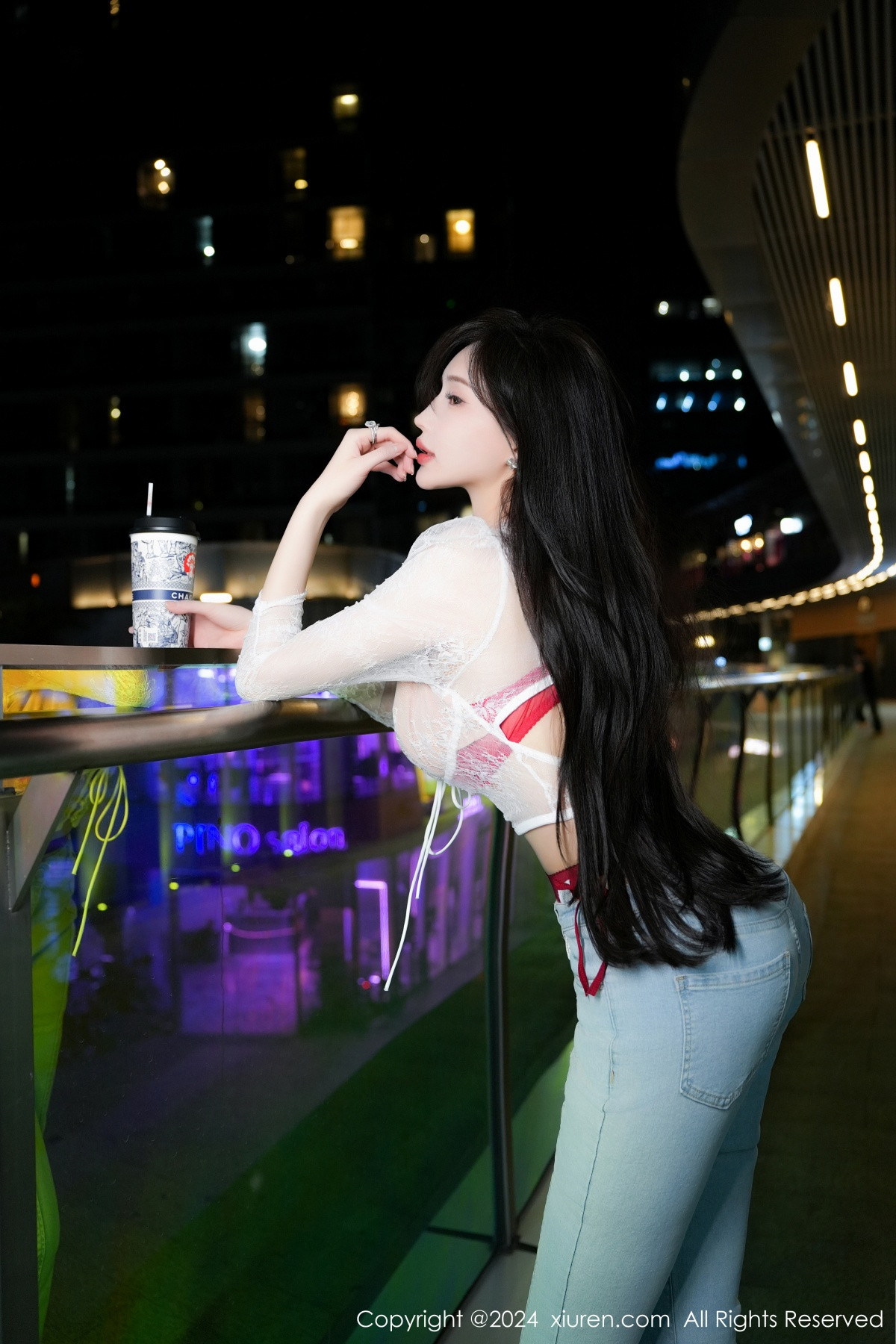 [XiuRen秀人网]第8846期周妍希写真 [58P]-001