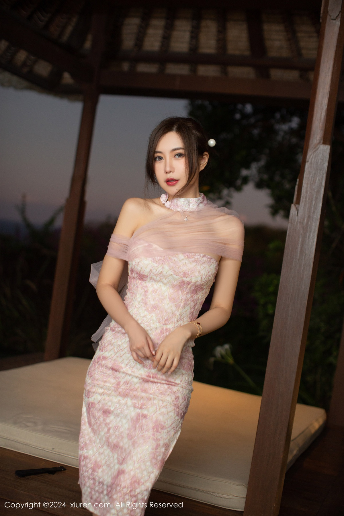 [XiuRen秀人网]第8868期绮里嘉写真 [67P]-003