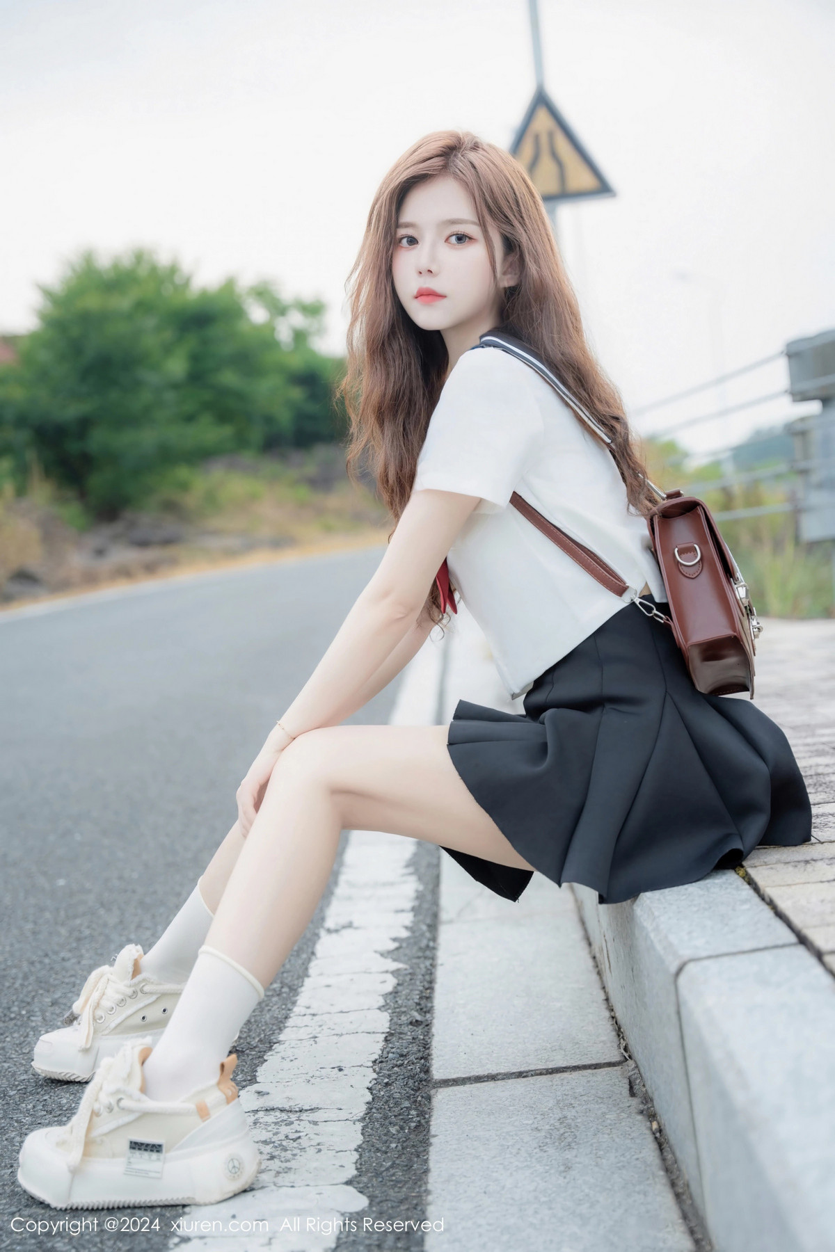 [XiuRen秀人网]第8948期拍黄瓜写真 [81P]-044