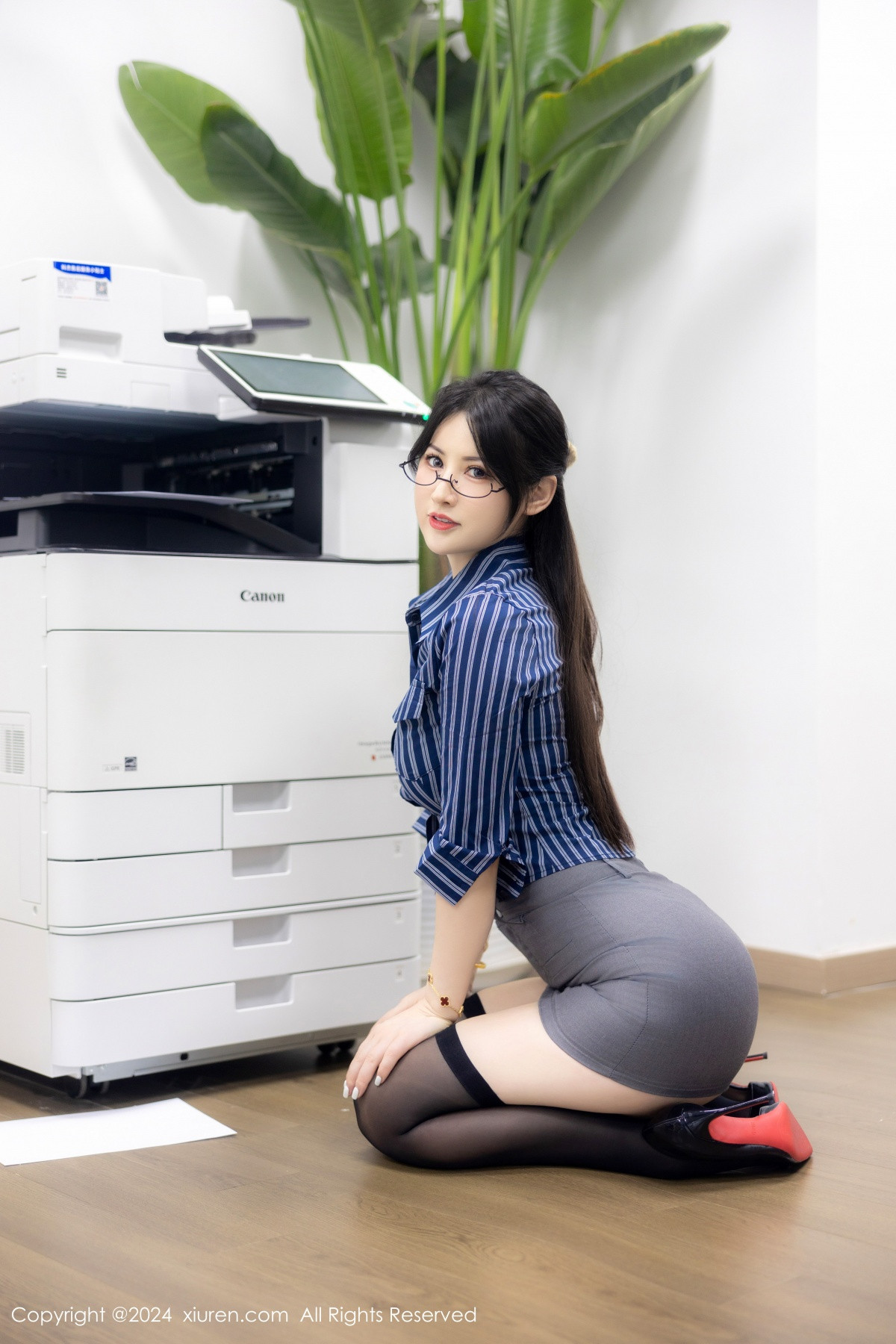 [XiuRen秀人网]第8971期诗诗写真 [85P]-010
