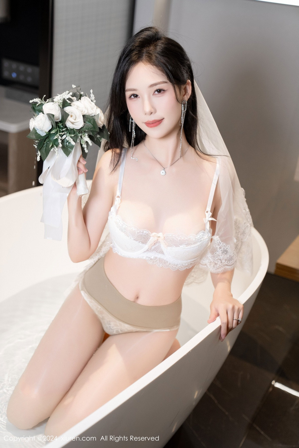 [XiuRen秀人网]第8998期利世写真 [100P]-075