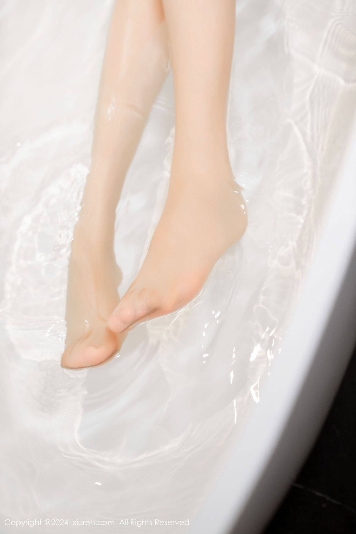 [XiuRen秀人网]第8998期利世写真 [100P]-085