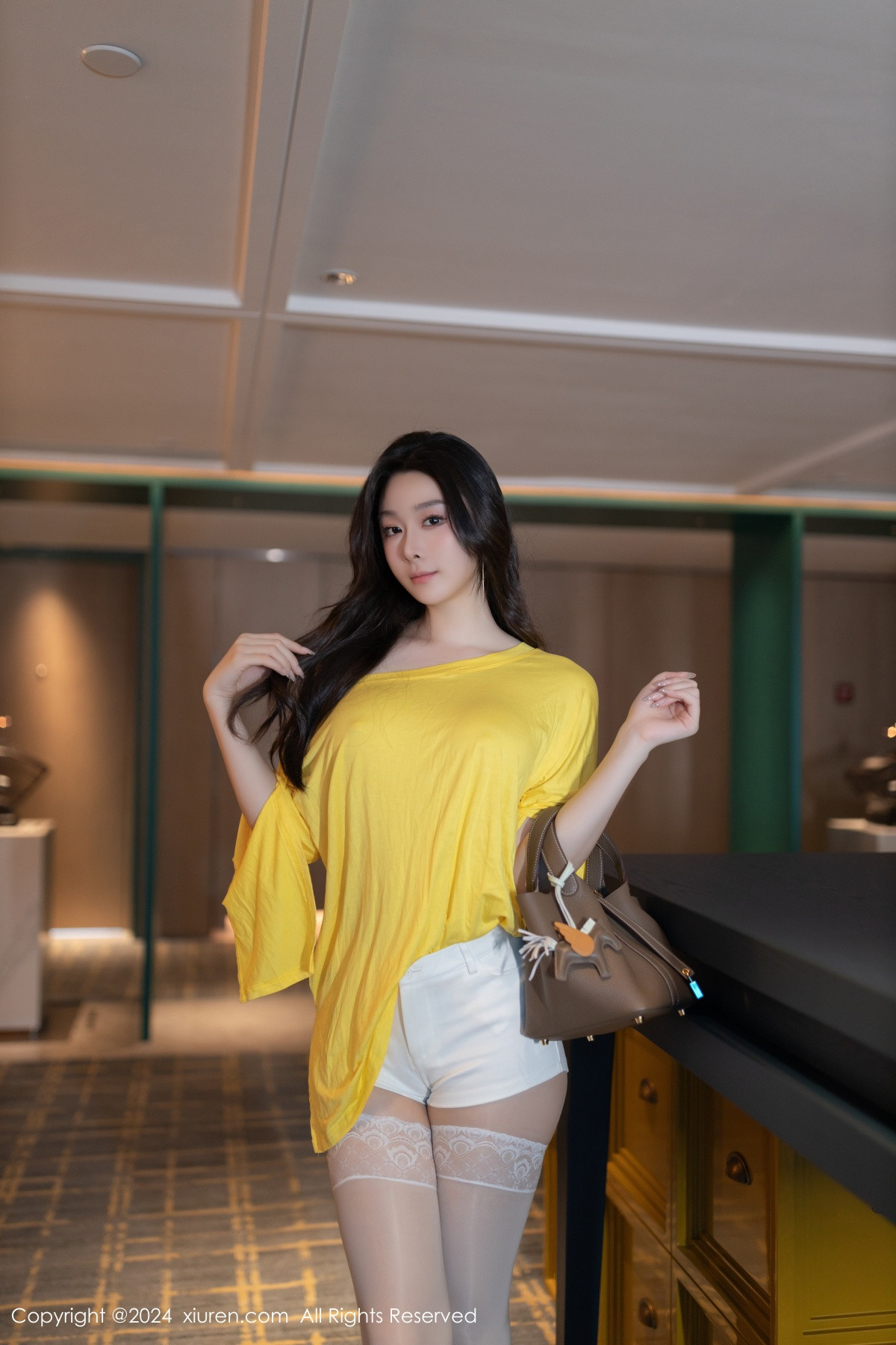 [XiuRen秀人网]第9019期小逗逗写真 [82P]-001