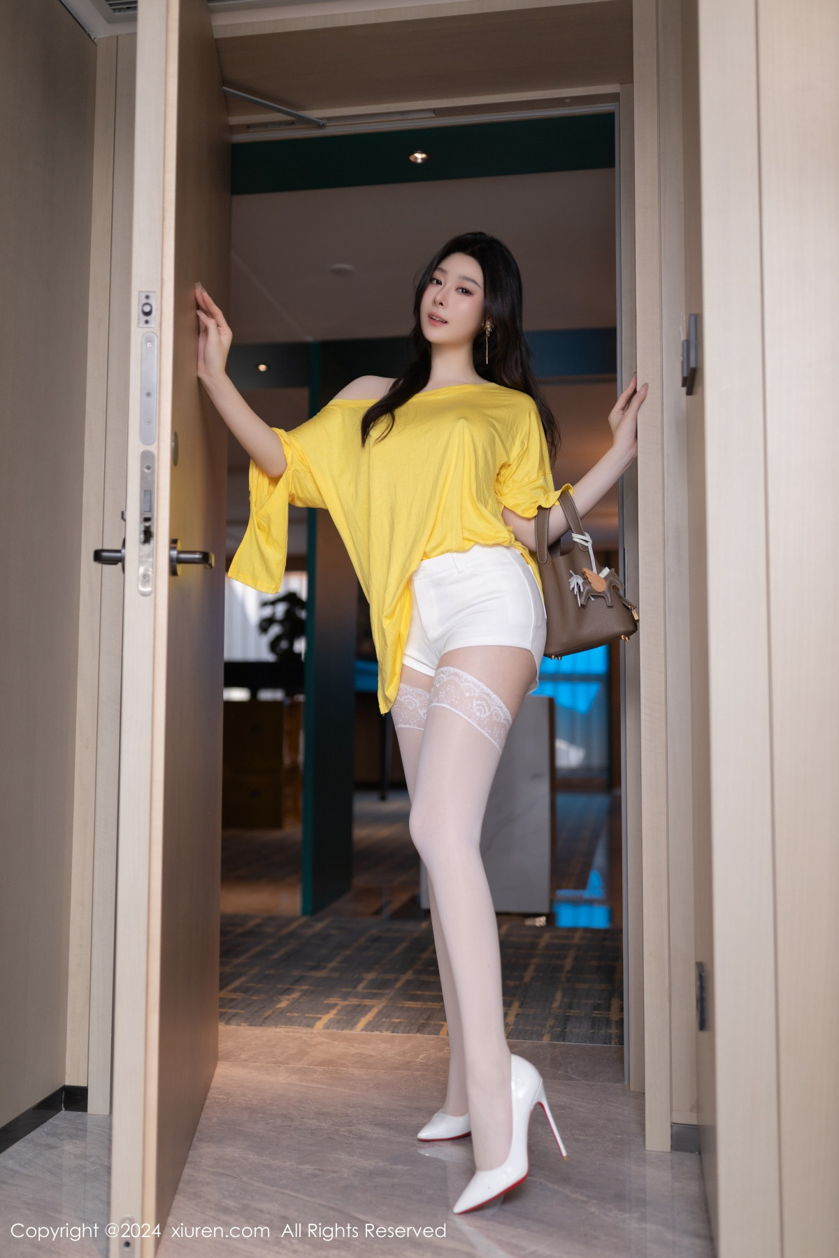 [XiuRen秀人网]第9019期小逗逗写真 [82P]-006