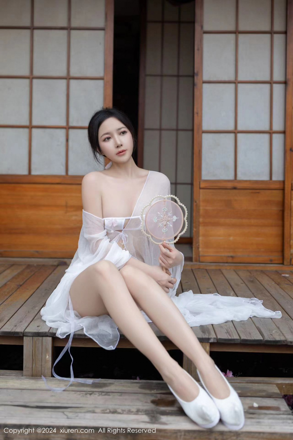 [XiuRen秀人网]第8927期鱼子酱写真 [80P]-008