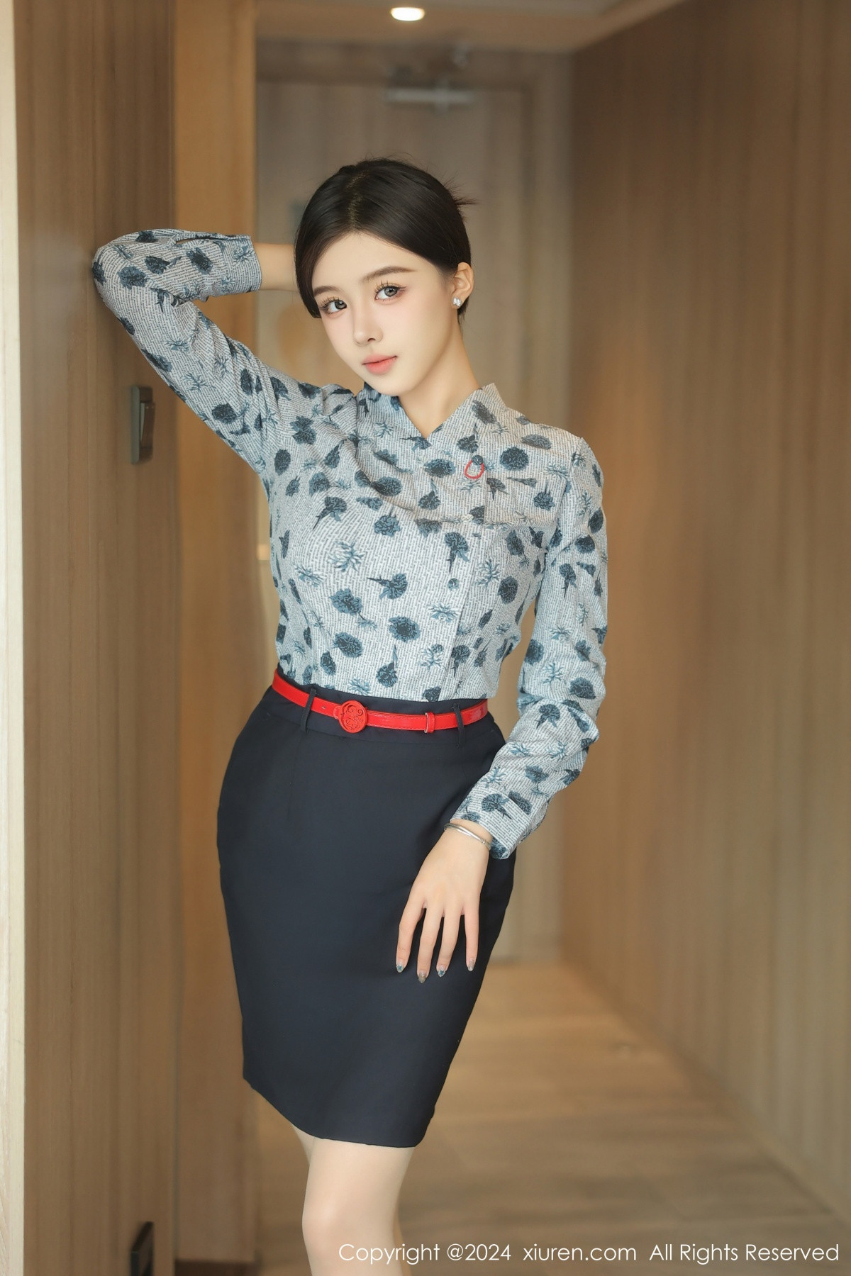 [XiuRen秀人网]第8919期袁圆写真 [84P]-001