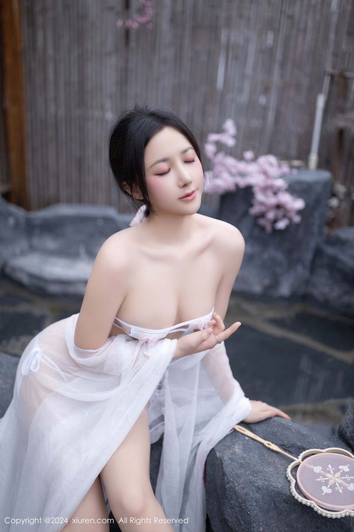 [XiuRen秀人网]第8927期鱼子酱写真 [80P]-017