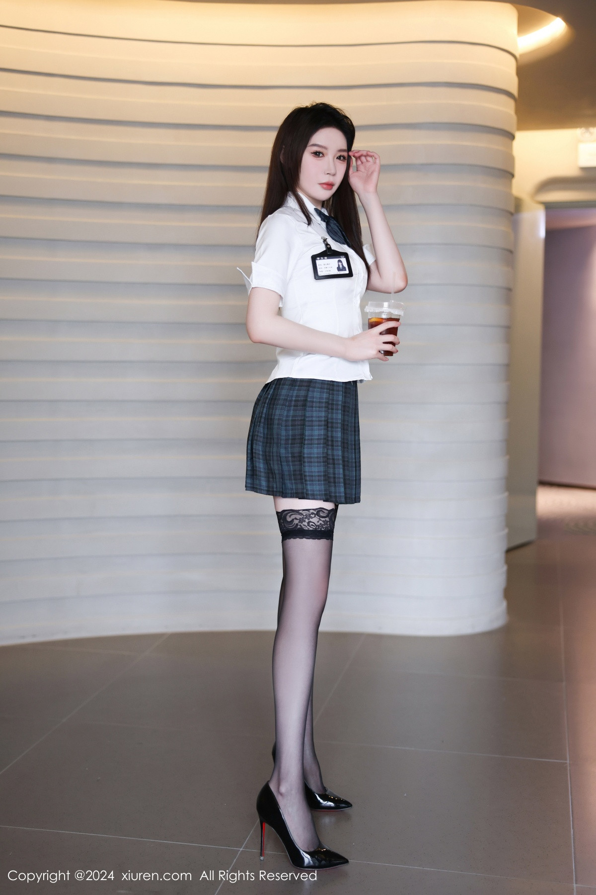 [XiuRen秀人网]第9074期梦心玥写真 [91P]-001