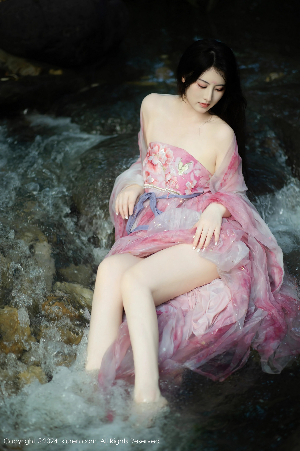 [XiuRen秀人网]第9100期诗诗写真 [70P]-024
