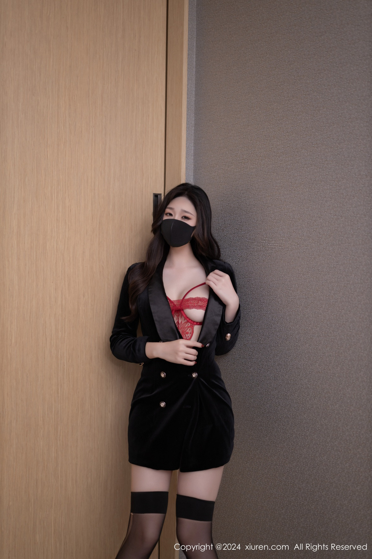 [XiuRen秀人网]第9168期小逗逗写真 [76P]-004