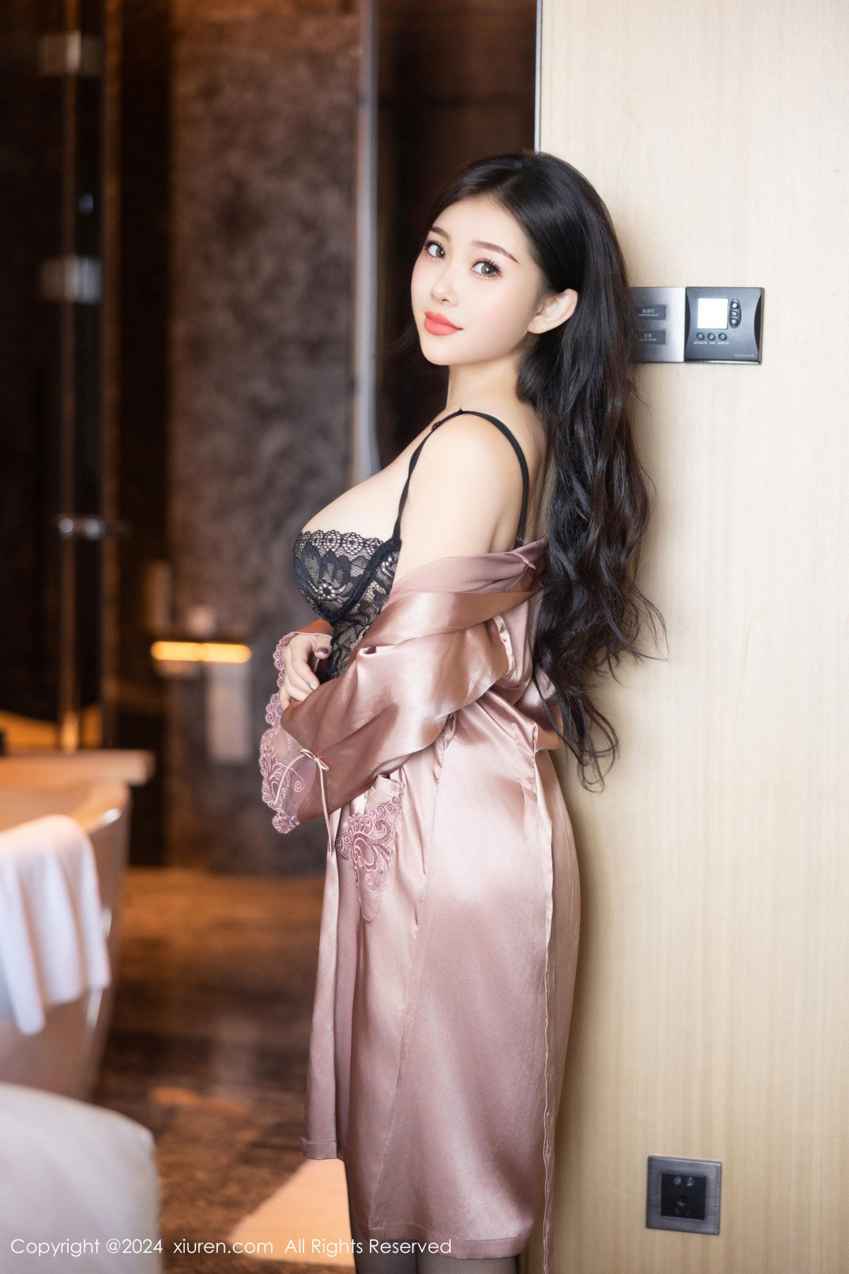 [XiuRen秀人网]第9159期白洁写真 [67P]-004