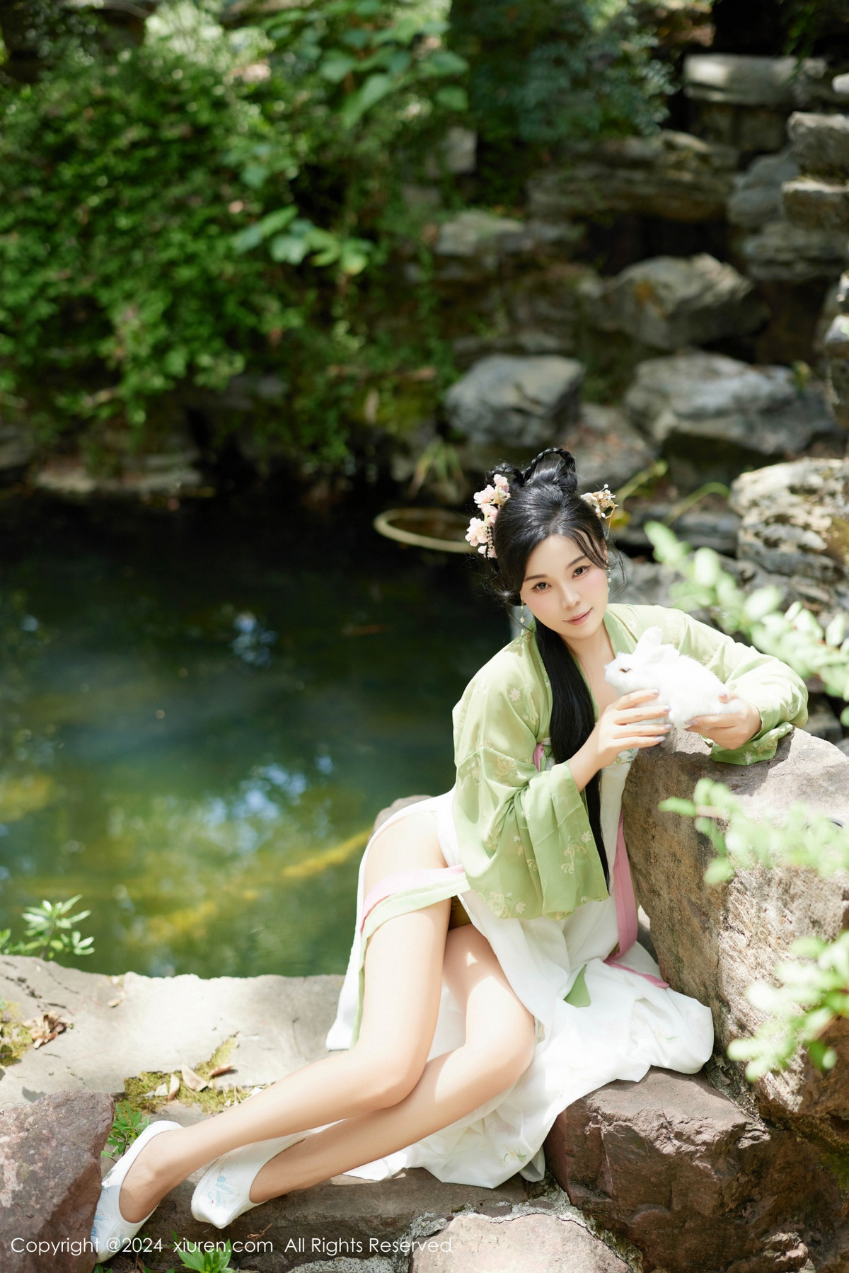 [XiuRen秀人网]第9162期麦田写真 [72P]-012