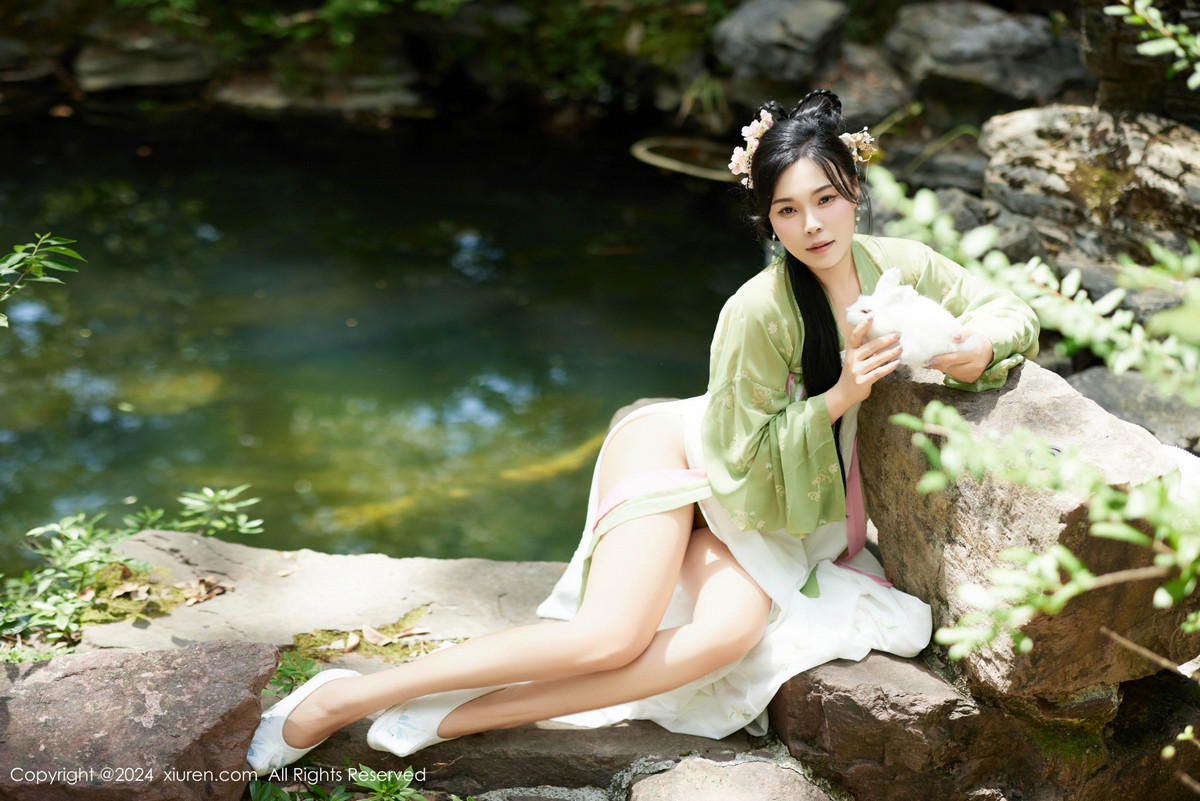 [XiuRen秀人网]第9162期麦田写真 [72P]-011