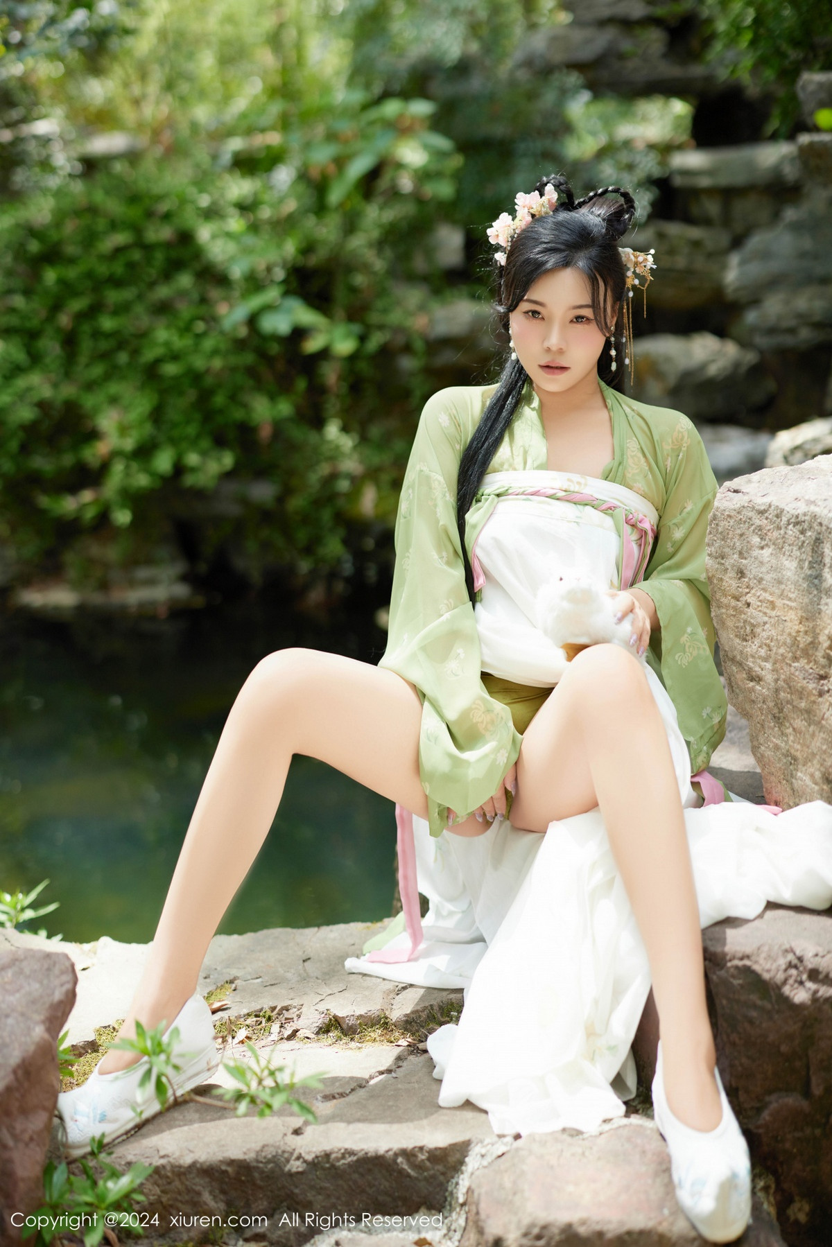 [XiuRen秀人网]第9162期麦田写真 [72P]-016
