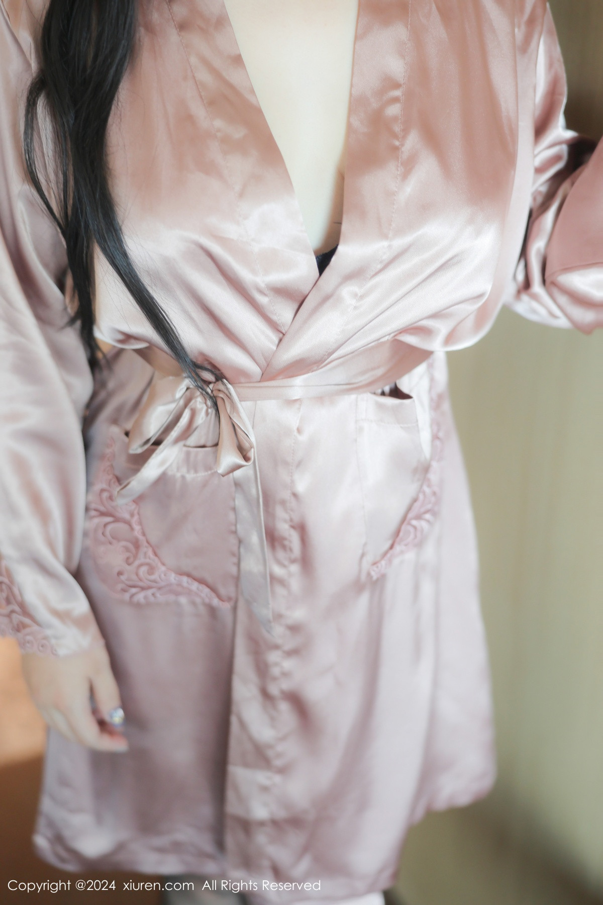 [XiuRen秀人网]第9159期白洁写真 [67P]-001
