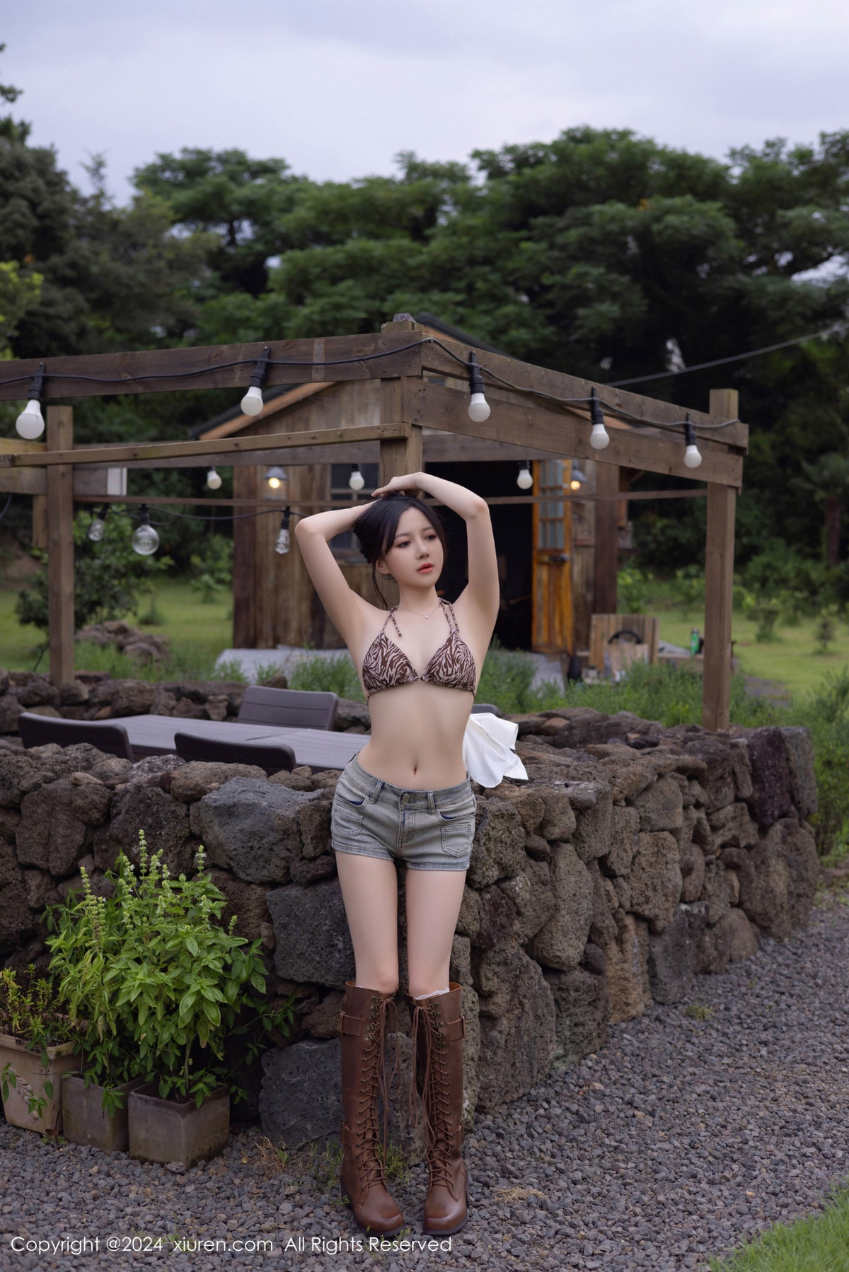 [XiuRen秀人网]第9166期鱼子酱写真 [80P]-046