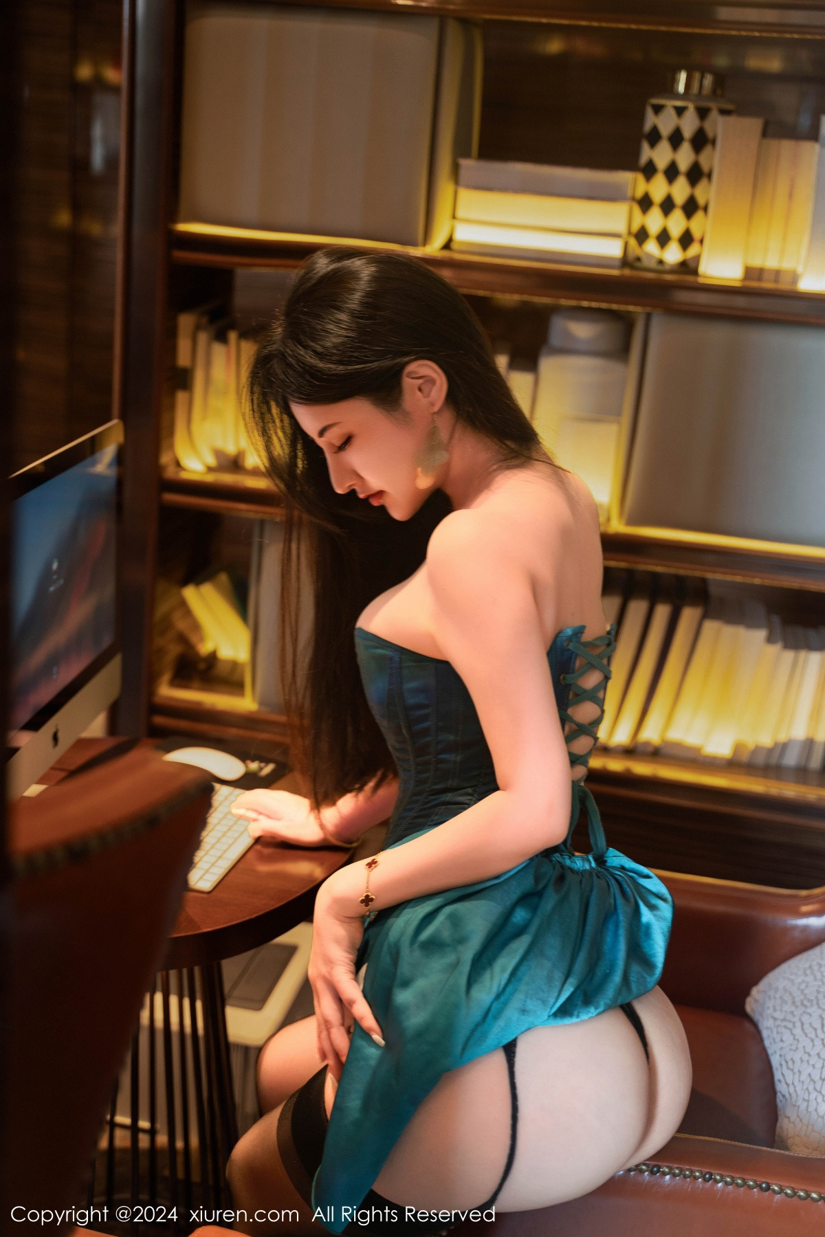 [XiuRen秀人网]第9039期诗诗写真 [134P]-020
