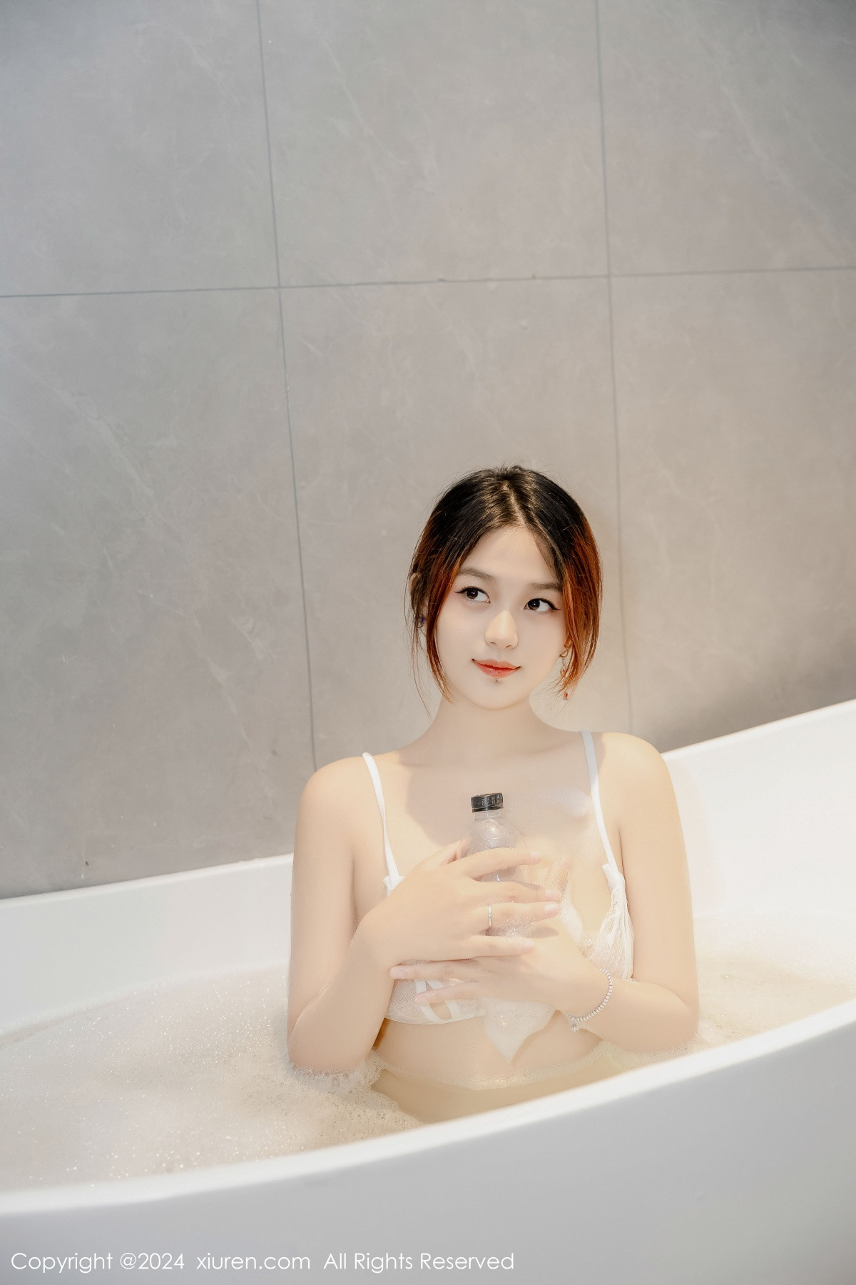 [XiuRen秀人网]第9037期吴婷婉写真 [86P]-070