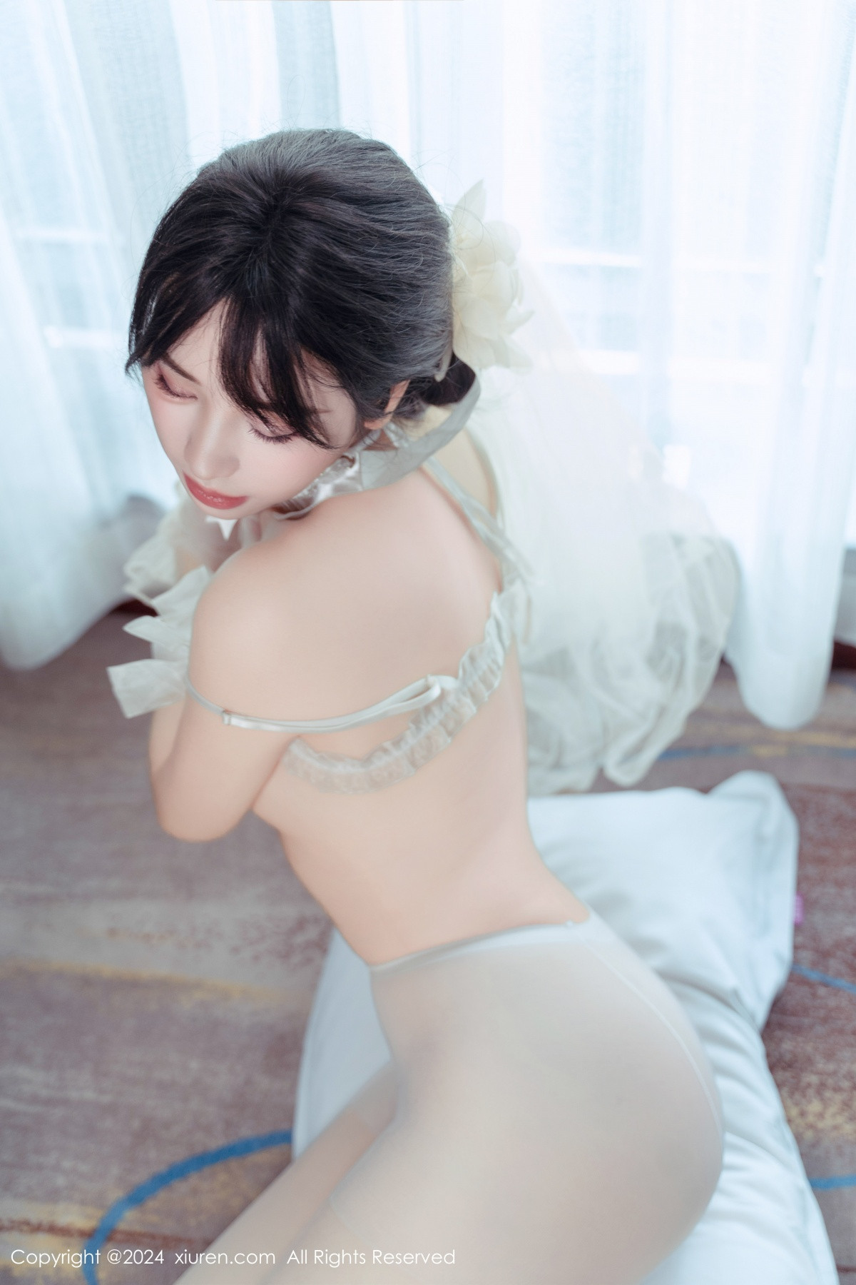 [XiuRen秀人网]第9197期汐汐爱吃草莓写真 [80P]-052