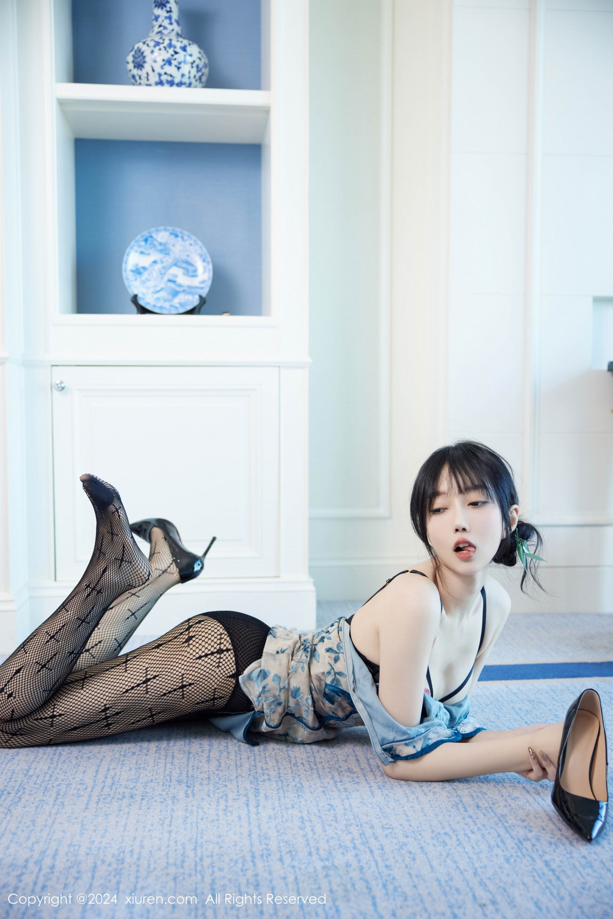 [XiuRen秀人网]第9236期玥儿玥写真 [74P]-044