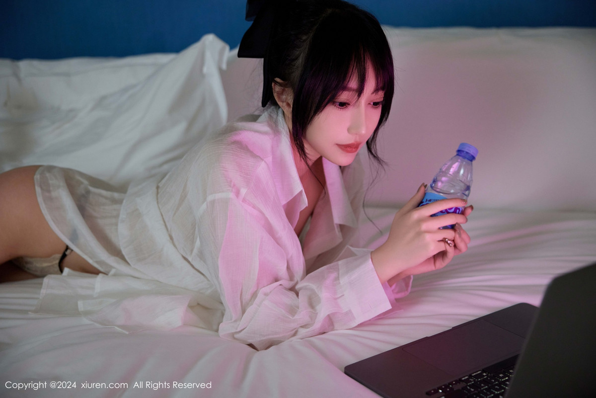 [XiuRen秀人网]第9274期玥儿玥写真 [75P]-001