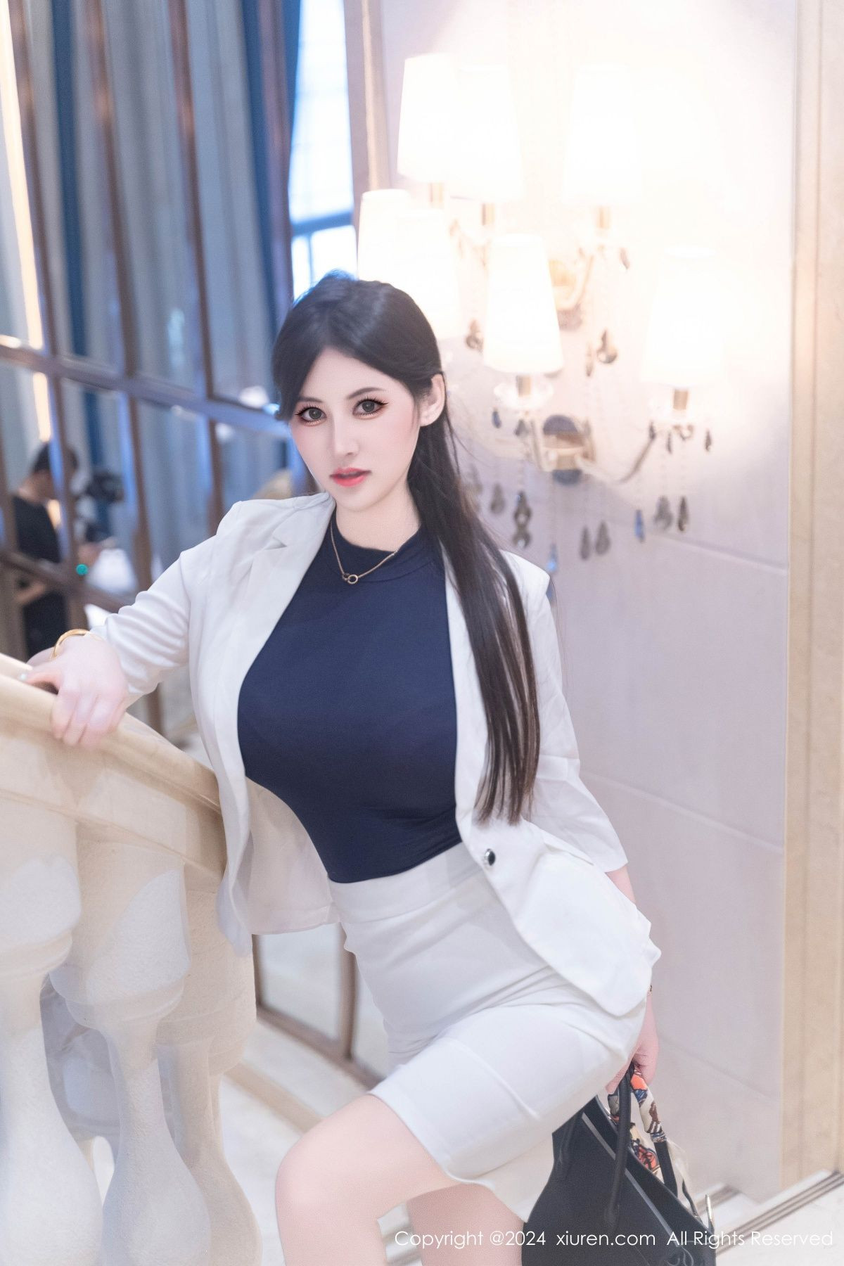 [XiuRen秀人网]第9319期诗诗写真 [98P]-018