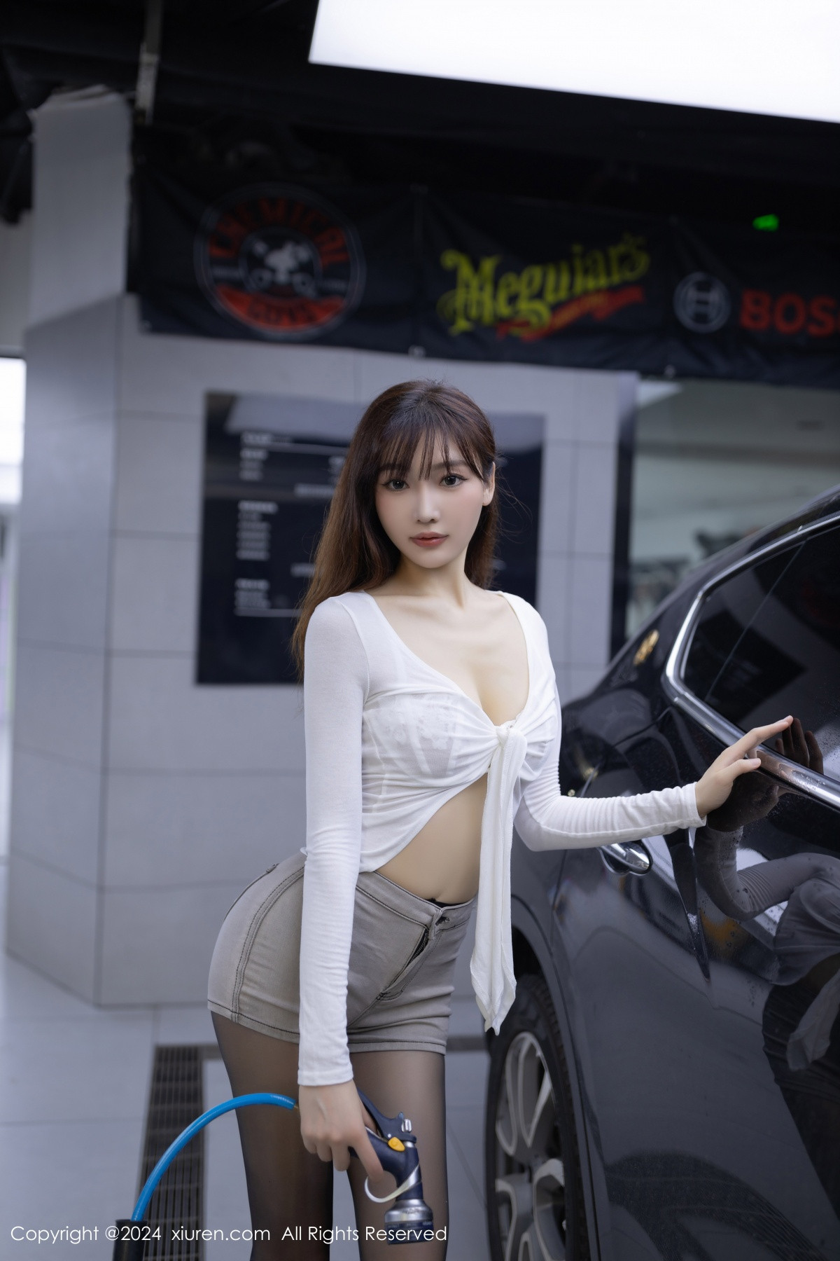 [XiuRen秀人网]第9181期陆萱萱写真 [80P]-001