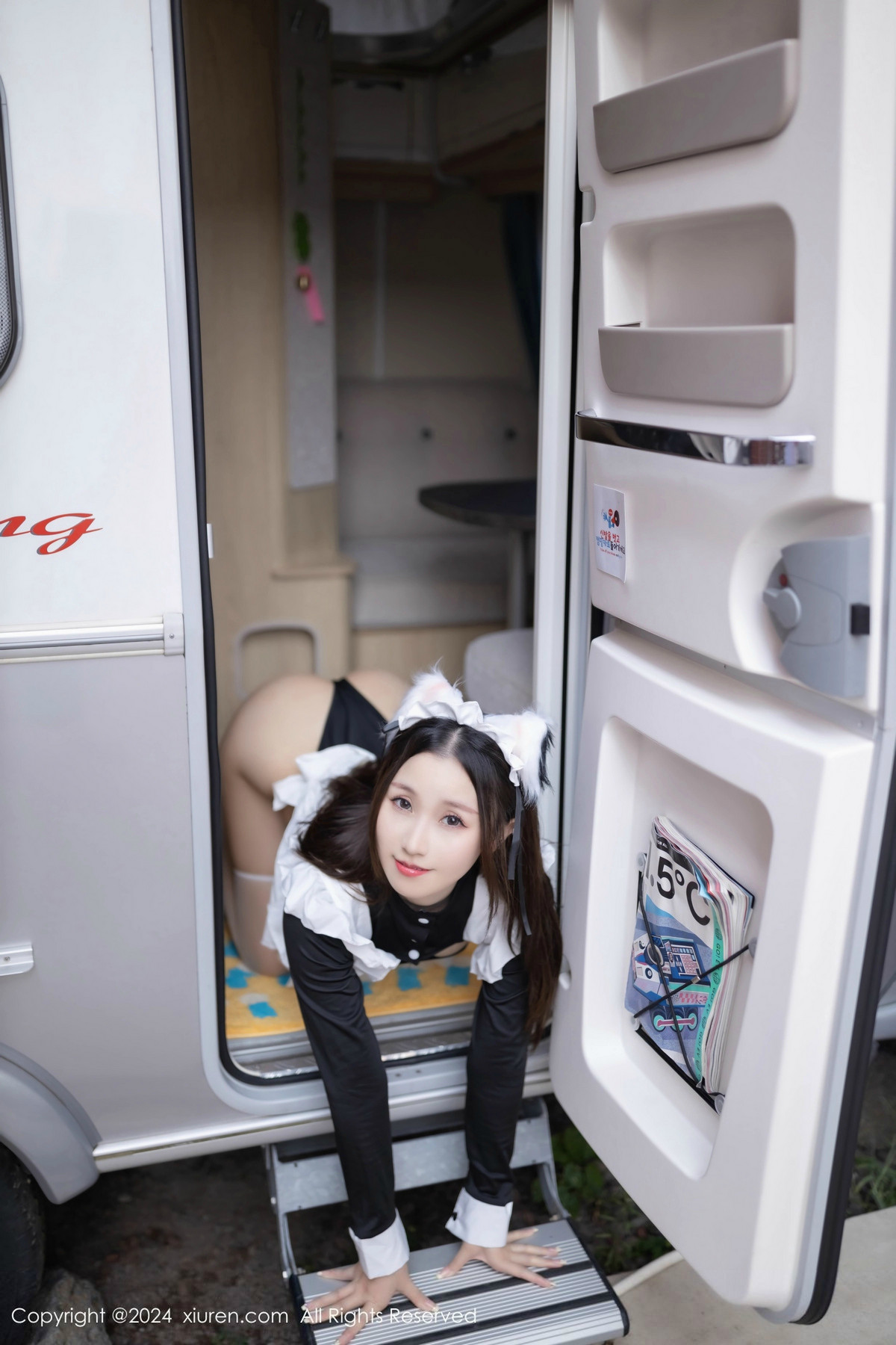 [XiuRen秀人网]第9369期杏子写真 [79P]-017