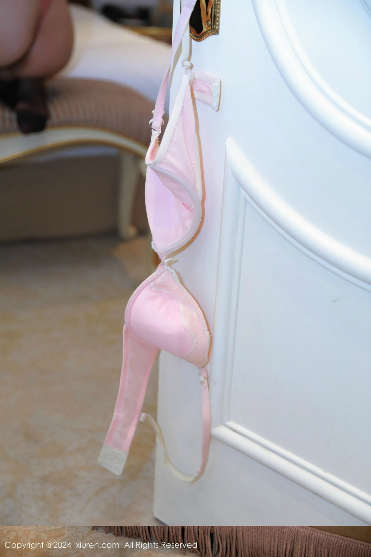 [XiuRen秀人网]第9365期大美妞儿写真 [84P]-032