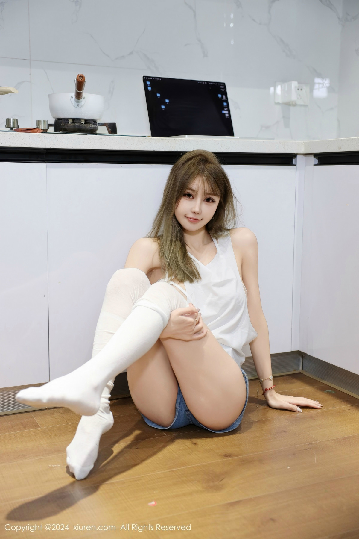 [XiuRen秀人网]第9374期Zoe柚柚写真 [75P]-037