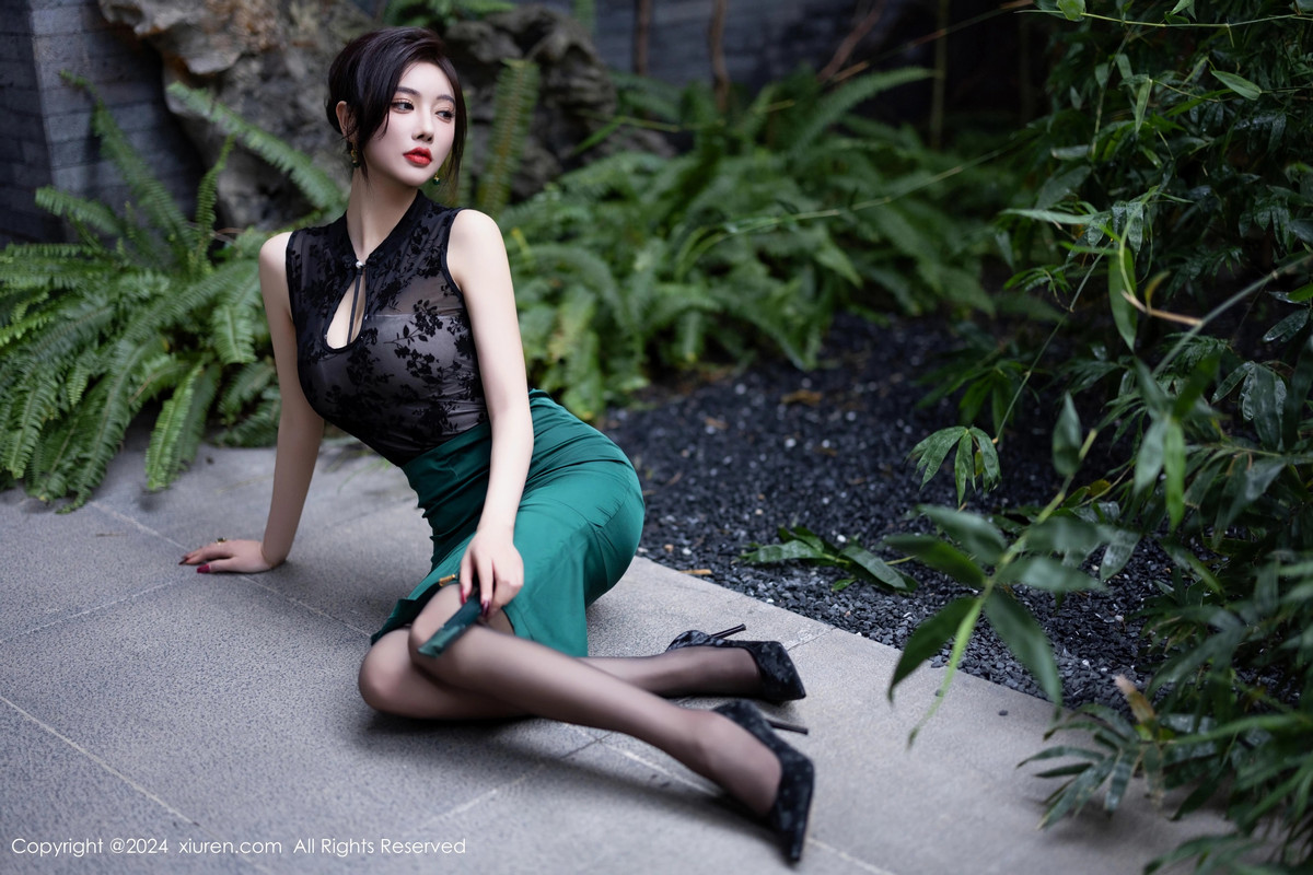 [XiuRen秀人网]第9384期杨晨晨写真 [80P]-024