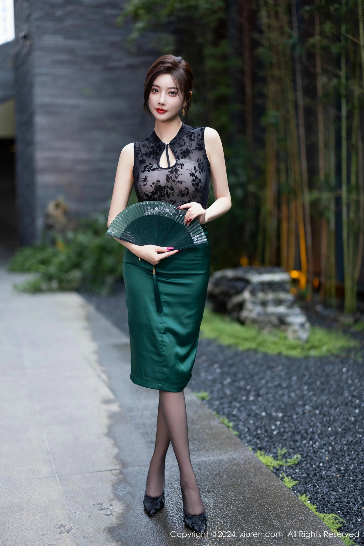 [XiuRen秀人网]第9384期杨晨晨写真 [80P]-004