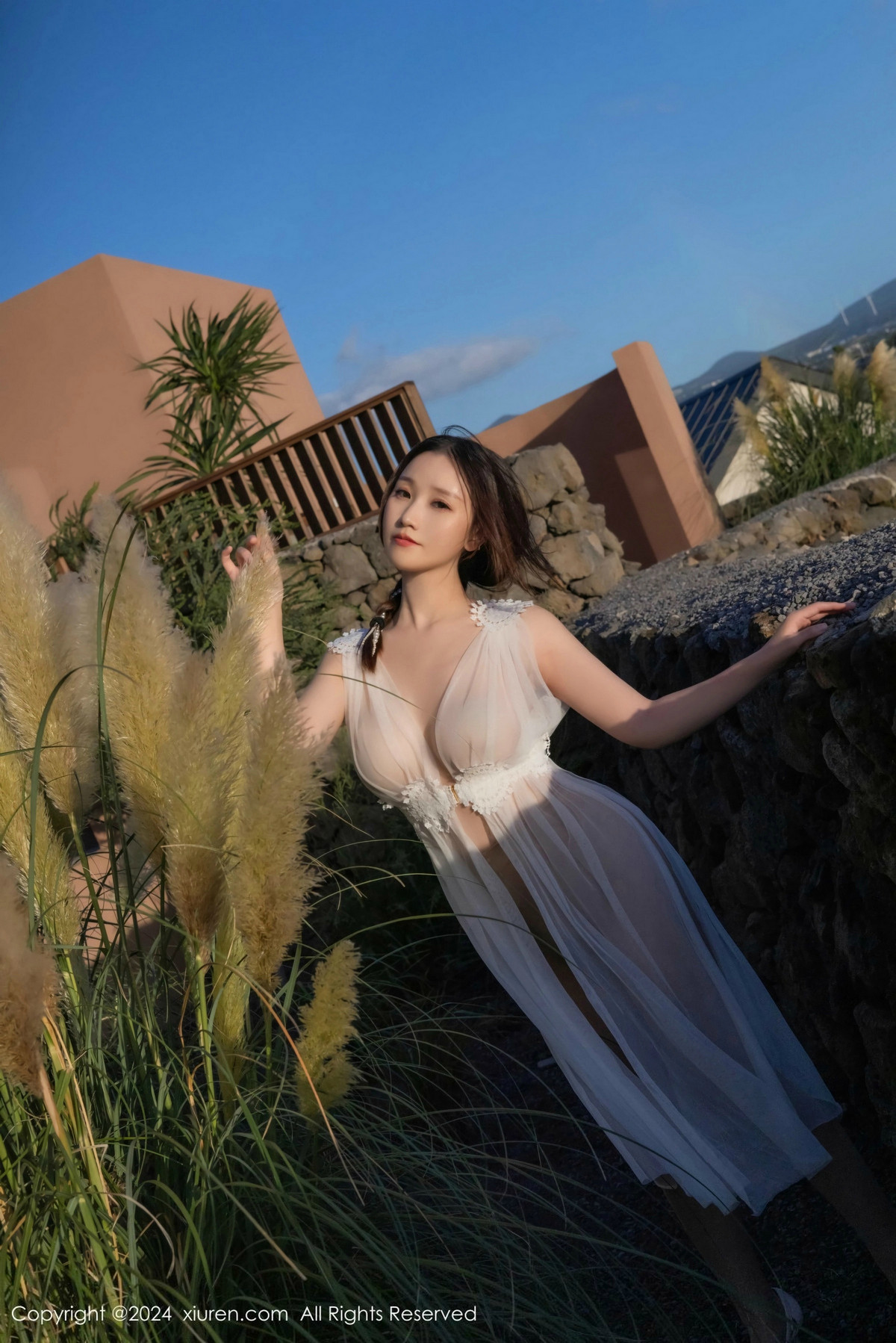 [XiuRen秀人网]第9442期杏子写真 [82P]-009