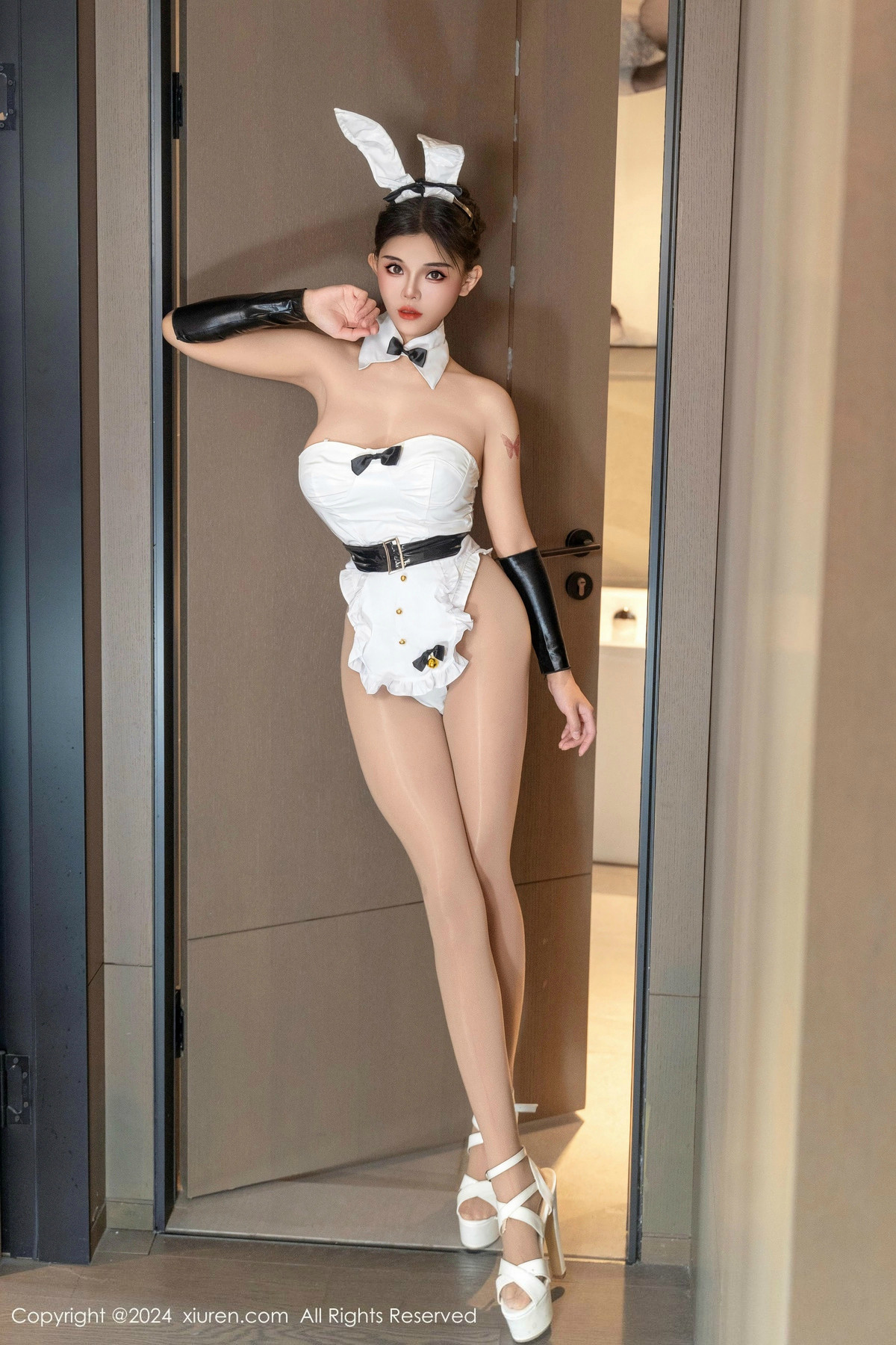 [XiuRen秀人网]第9437期小童颜写真 [113P]-059