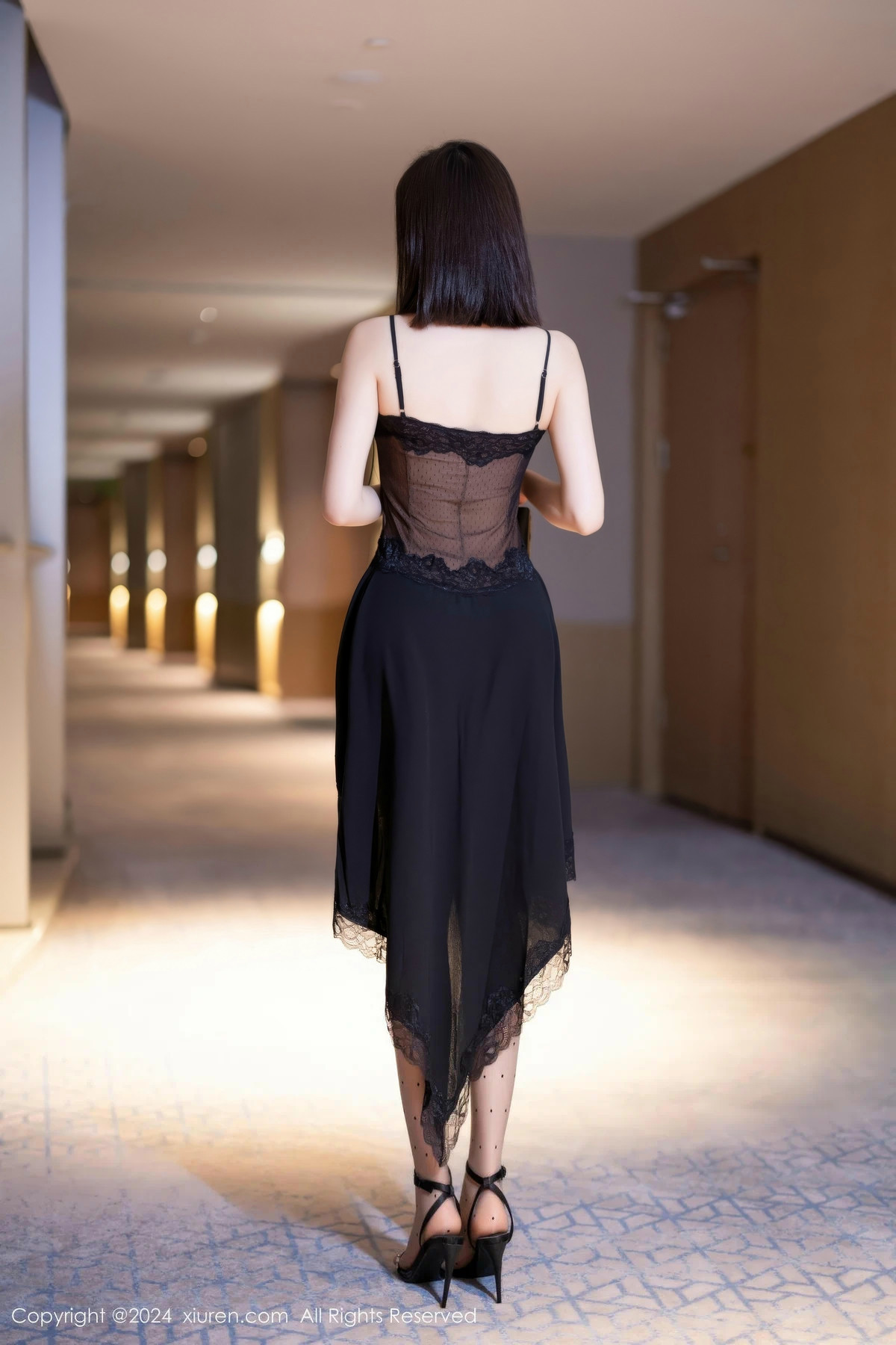 [XiuRen秀人网]第9339期徐莉芝写真 [82P]-010