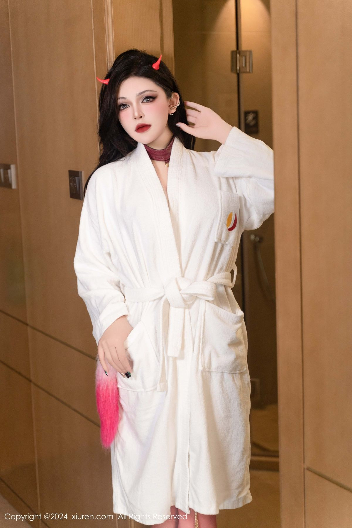 [XiuRen秀人网]第9352期伊丽莎有点白写真 [93P]-006