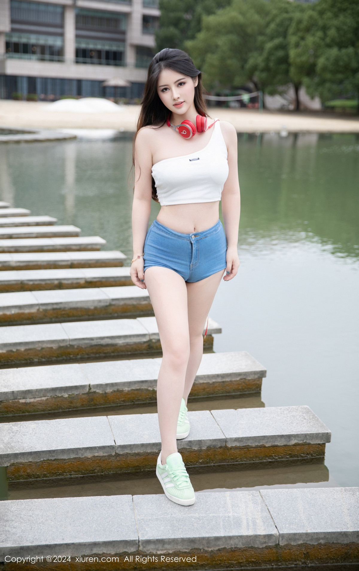 [XiuRen秀人网]第9354期诗诗写真 [81P]-034