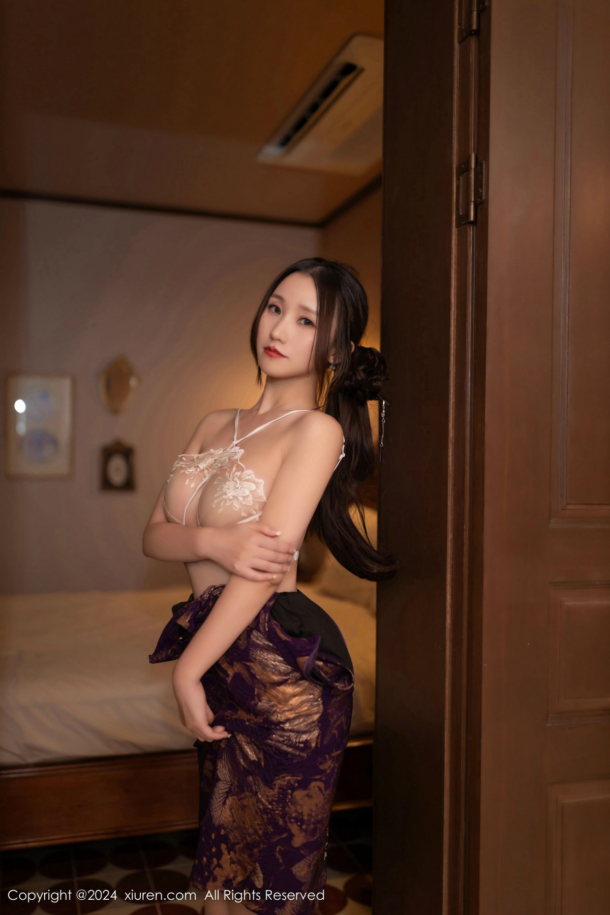 [XiuRen秀人网]第9513期杏子写真 [82P]-031