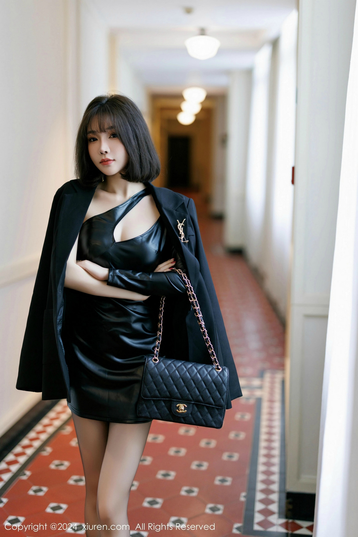 [XiuRen秀人网]第9520期徐莉芝写真 [89P]-001